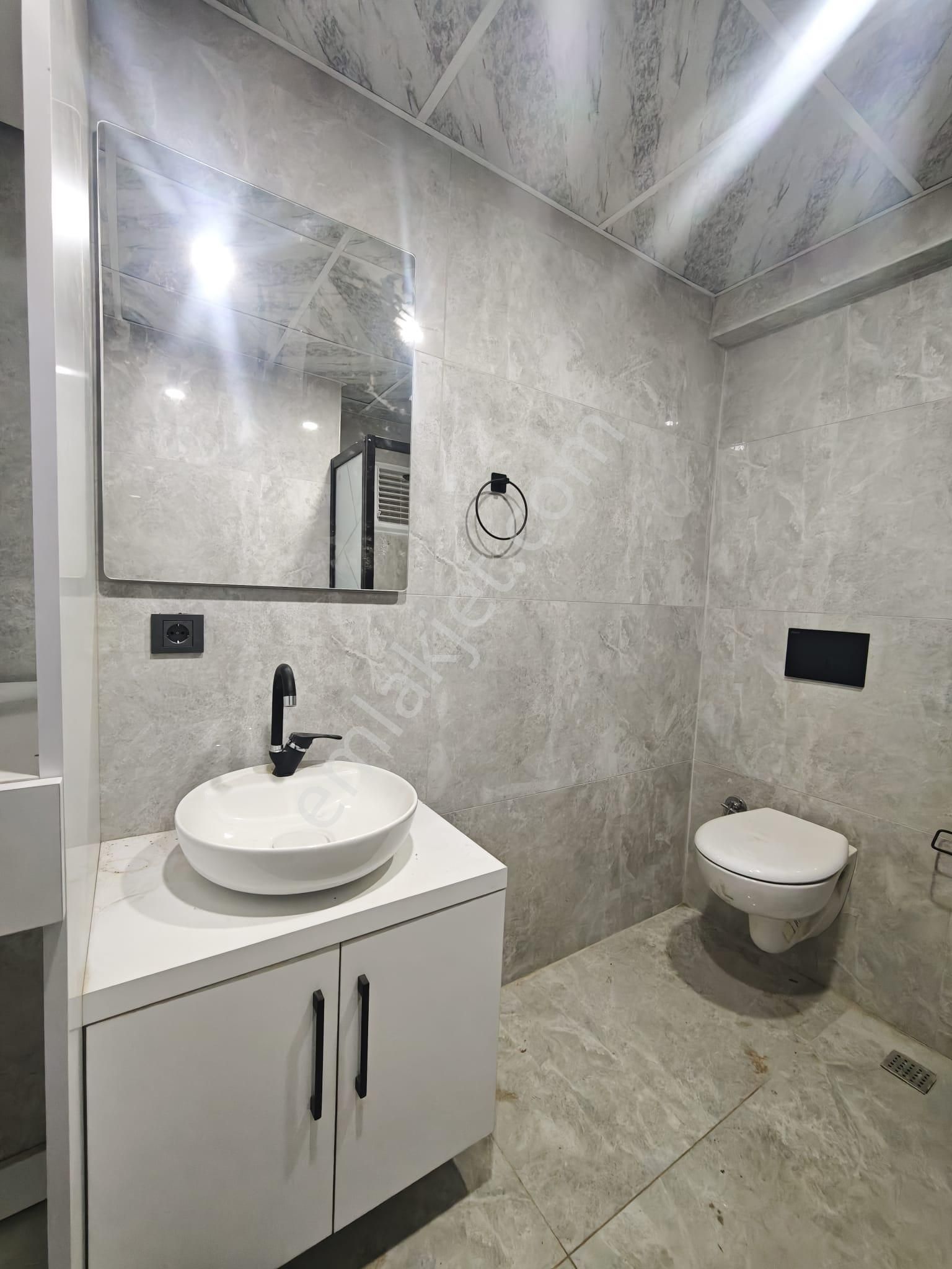 Vizyon Gayrimenkul'den Cumhuriyet'te 2+1 90 M2 Yerden Isıtmalı - Görsel 3