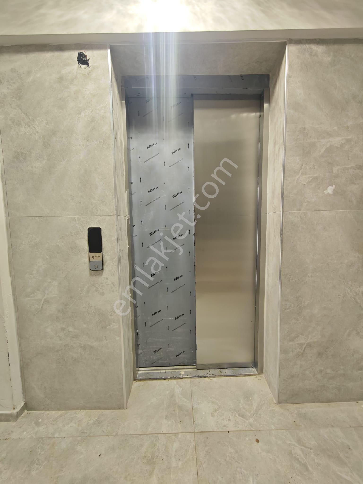 Vizyon Gayrimenkul'den Cumhuriyet'te 2+1 90 M2 Yerden Isıtmalı - Görsel 2