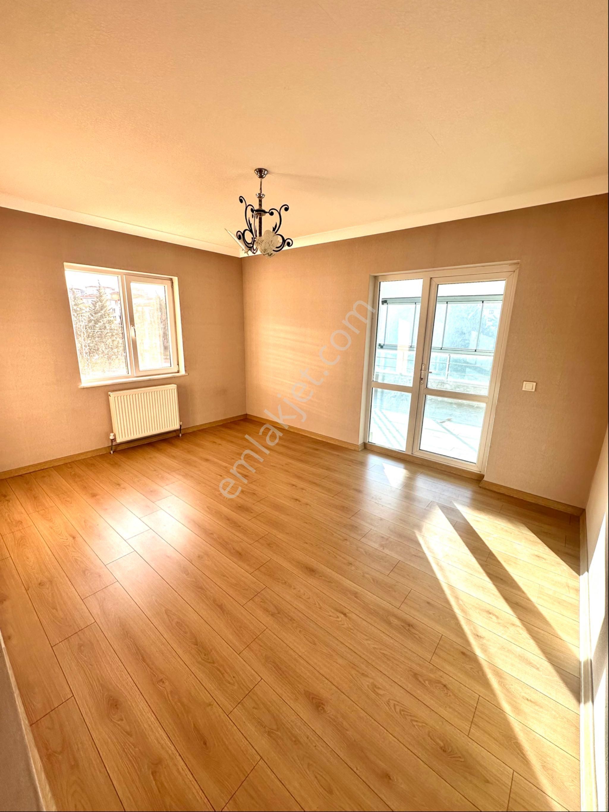**kapora Alındı **geniş Oturumlu 4+1 200 M2 Acil Satılık - Görsel 6