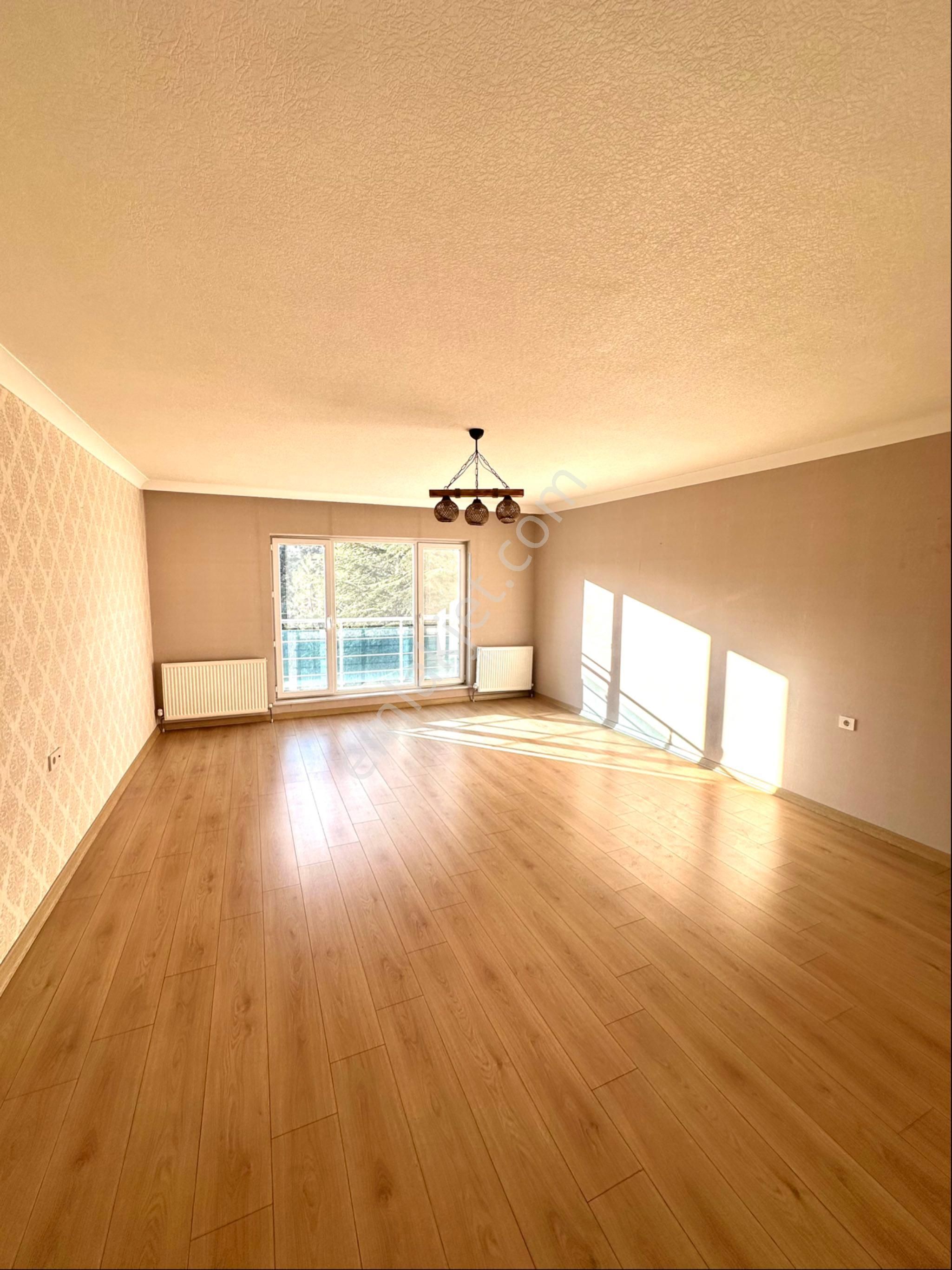 **kapora Alındı **geniş Oturumlu 4+1 200 M2 Acil Satılık - Görsel 3