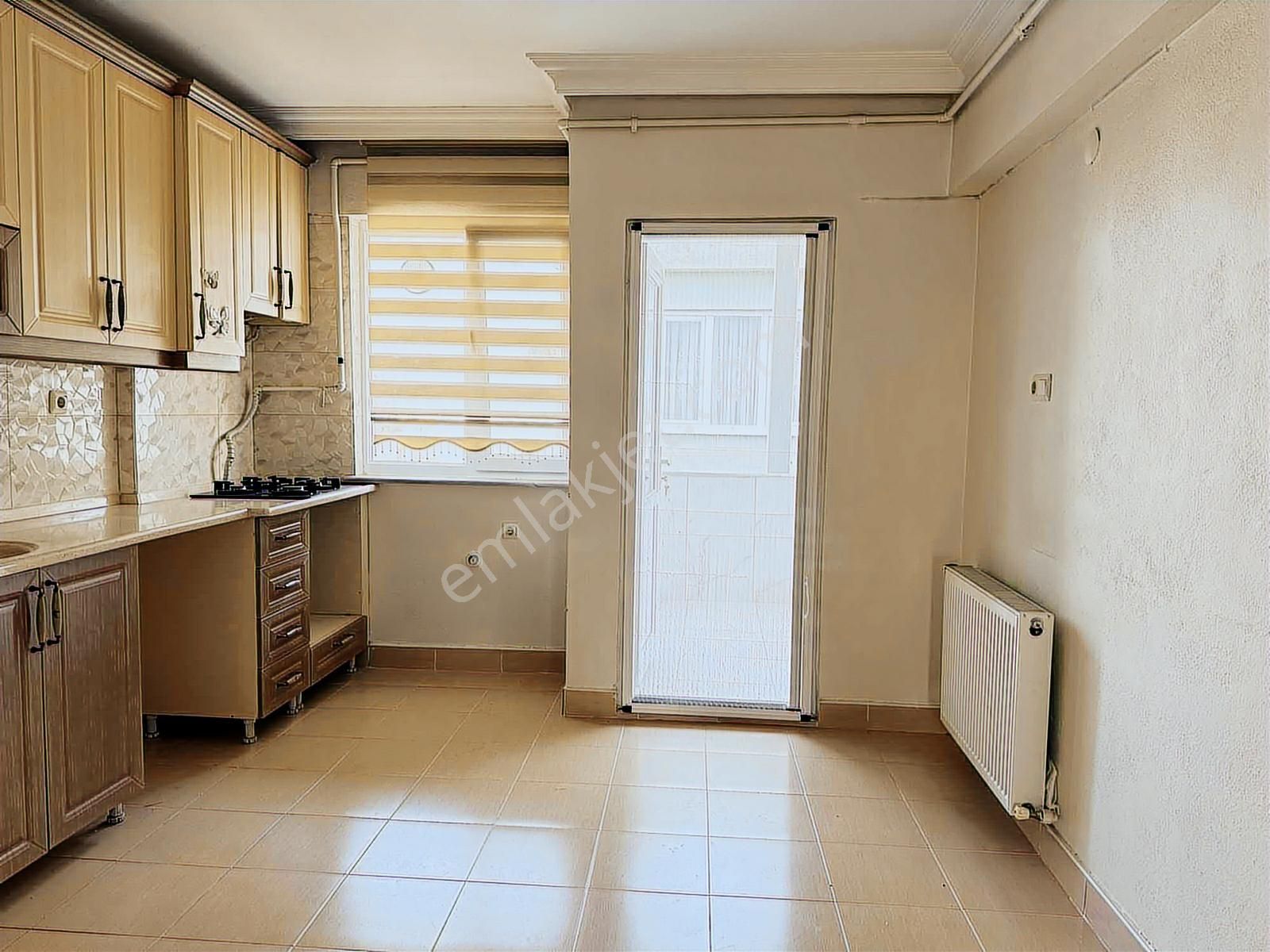 Vatan Mahallesinde Merkezi Konumda 2+1 Çift Cephe Kiralık Daire - Görsel 10
