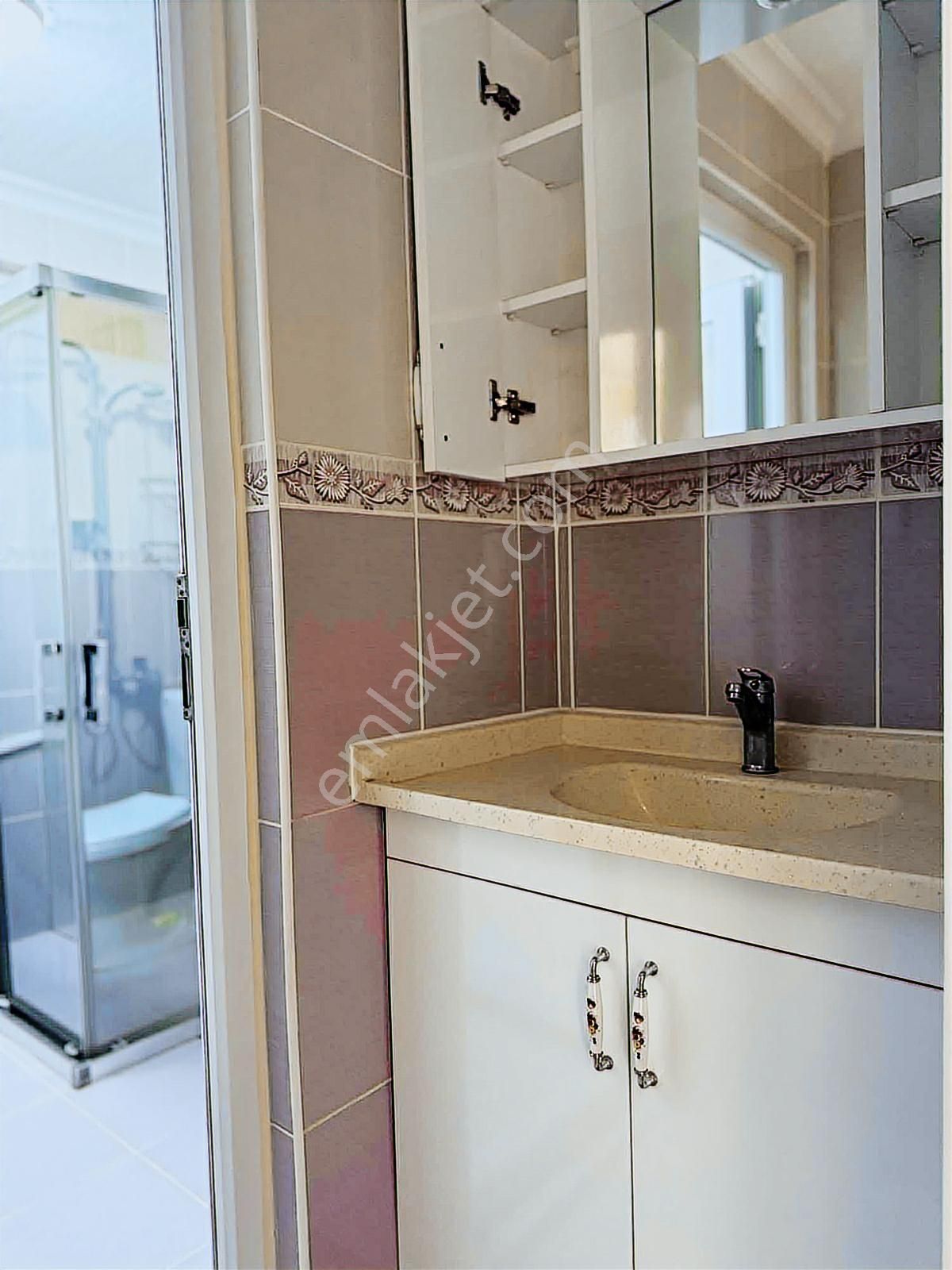 Vatan Mahallesinde Merkezi Konumda 2+1 Çift Cephe Kiralık Daire - Görsel 19