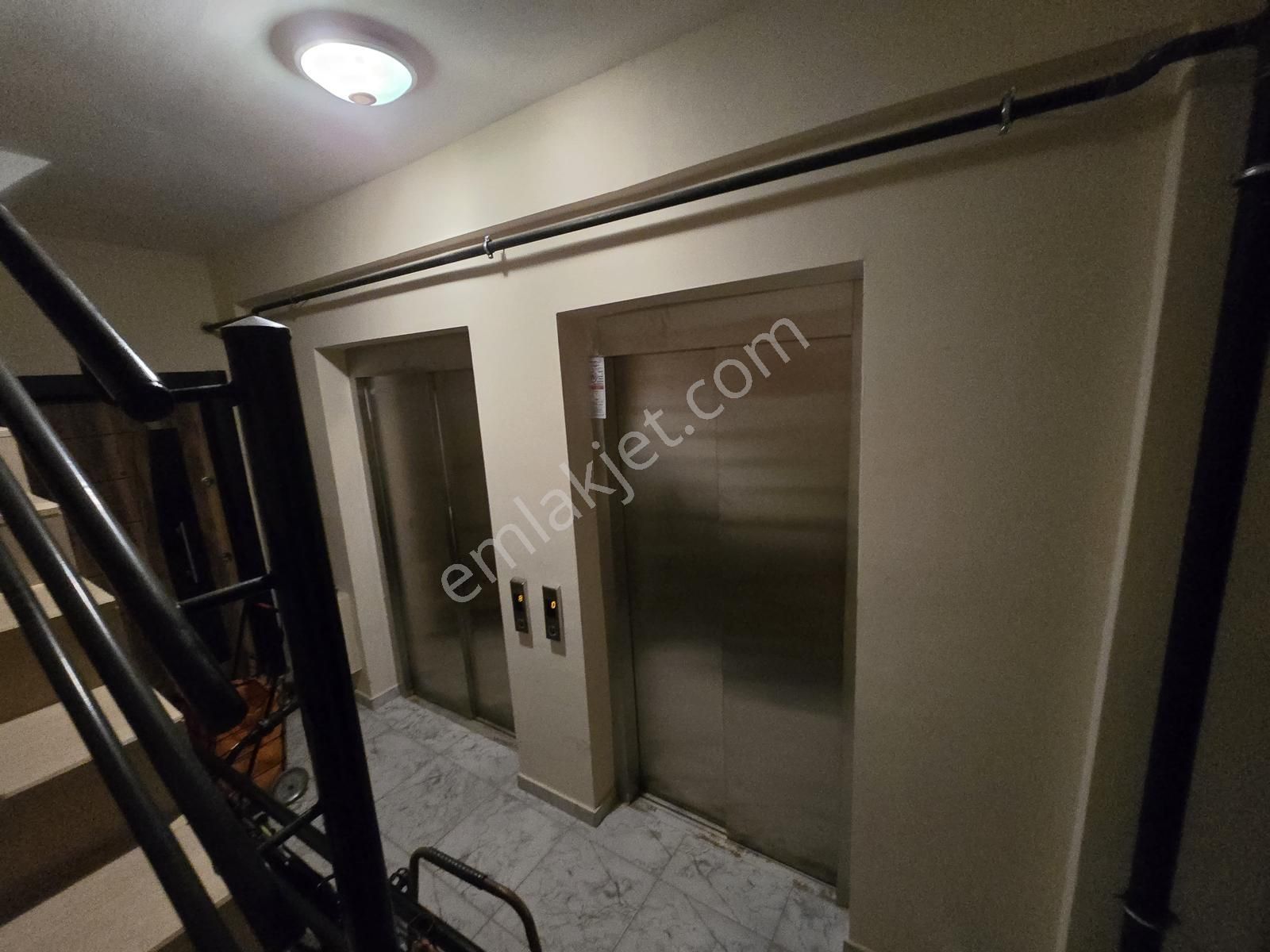 Adana Yüreğir Doğalgazlı Sıfır Ptt Bulvar Üzeri Şehir Hastanesine Yüreğir Devlete Yakın Kiralık 3+1 - Görsel 4