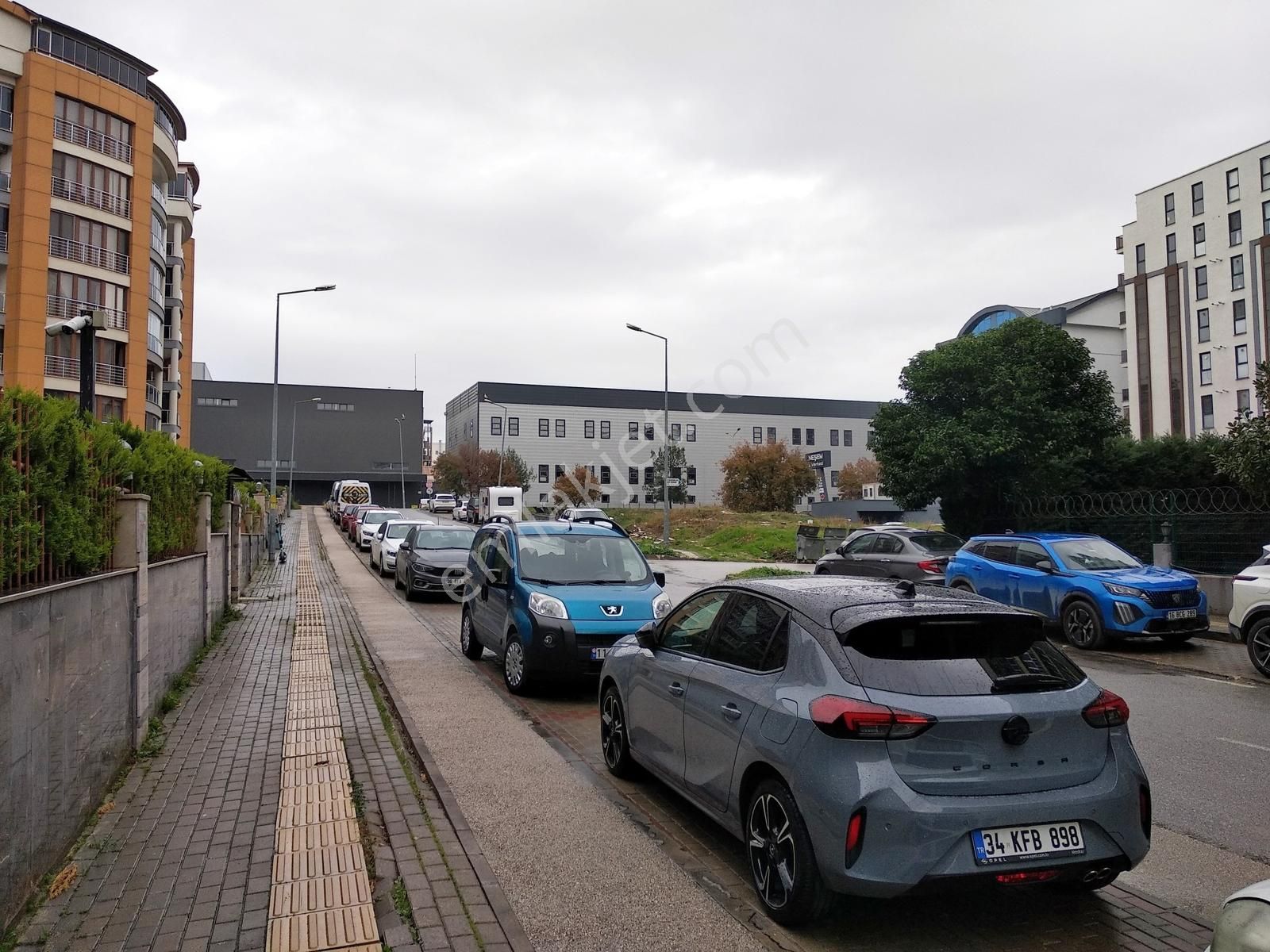 23 Nisan Da Yatırımlık Uygun Fiyat 2+1 Bahçe Katı Daire - Görsel 29