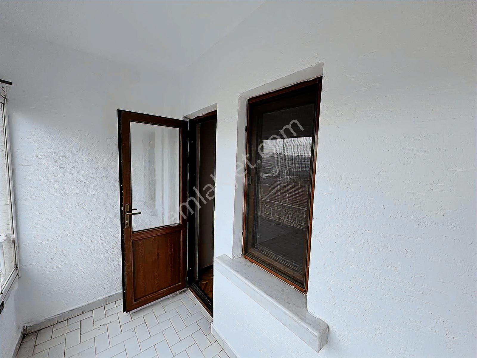 Ziraat Mahallesi'nde Metro Yakını Satılık Kök Tapu Daire - Görsel 3