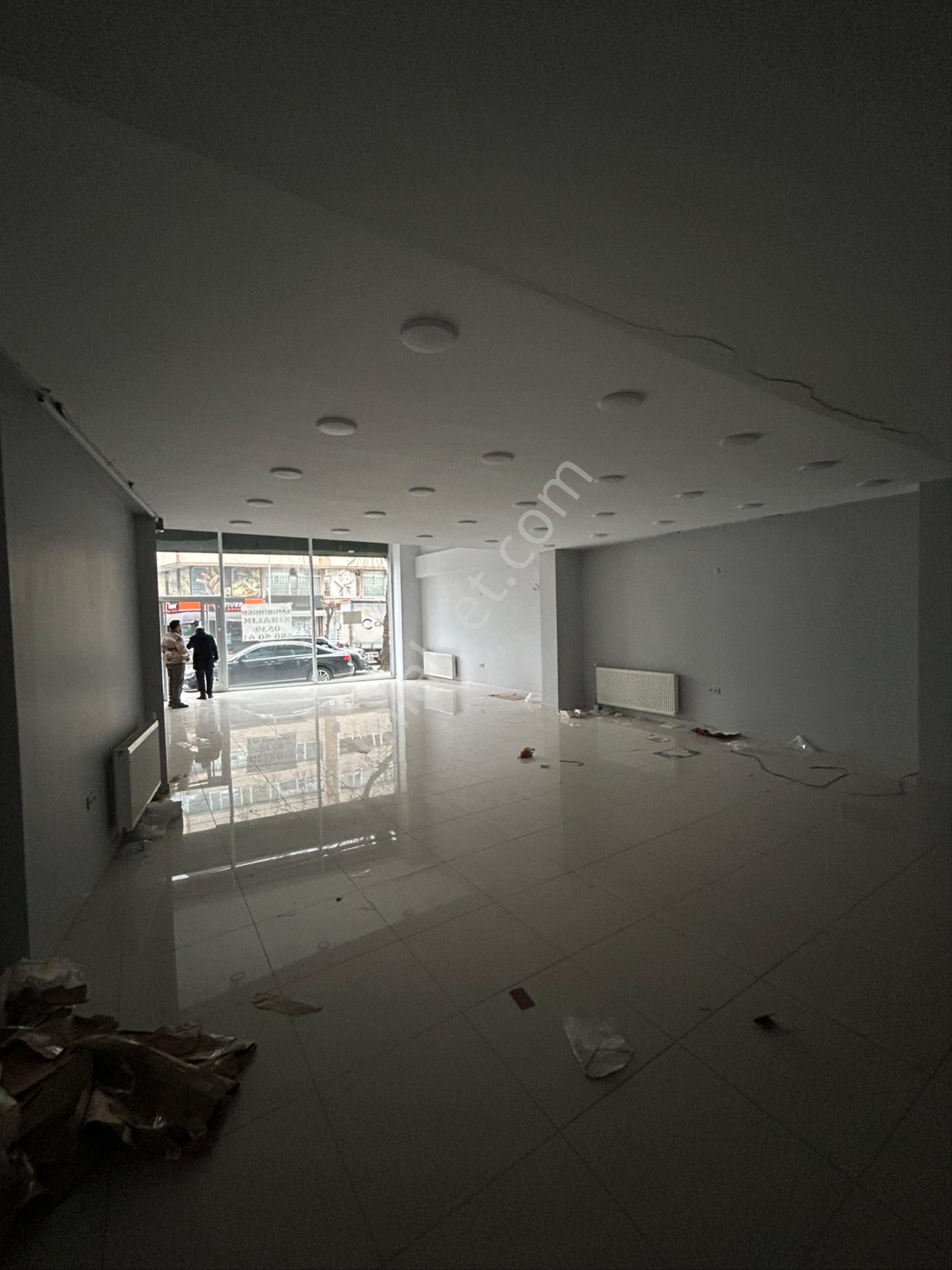 Mahmutbey Caddesi Üzerinde Kiralık 200m2 Mağaza - Görsel 11