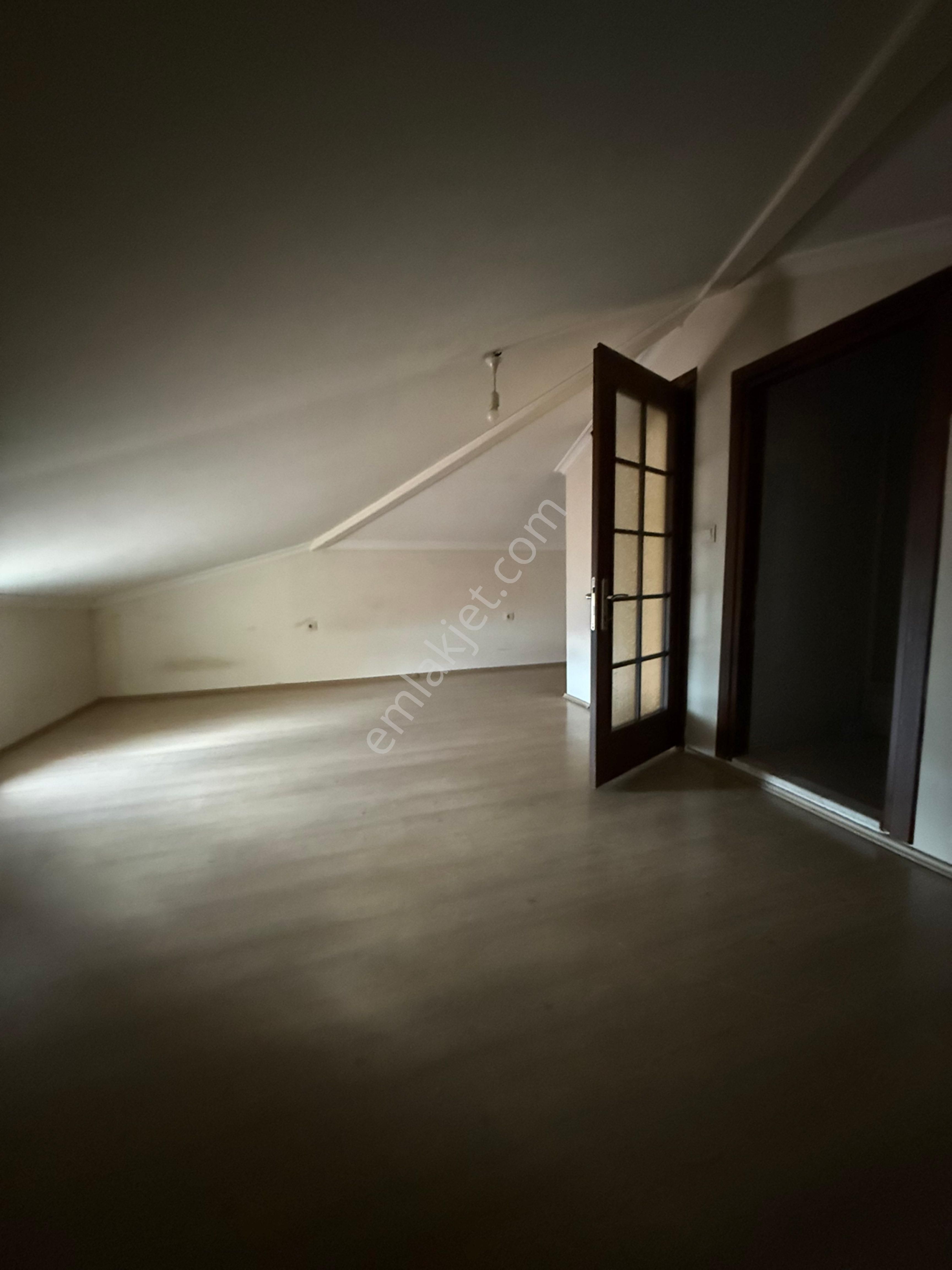 Akyol Opet Üzeri Kiralık 3+1 Çatı Dubleksi - Görsel 7