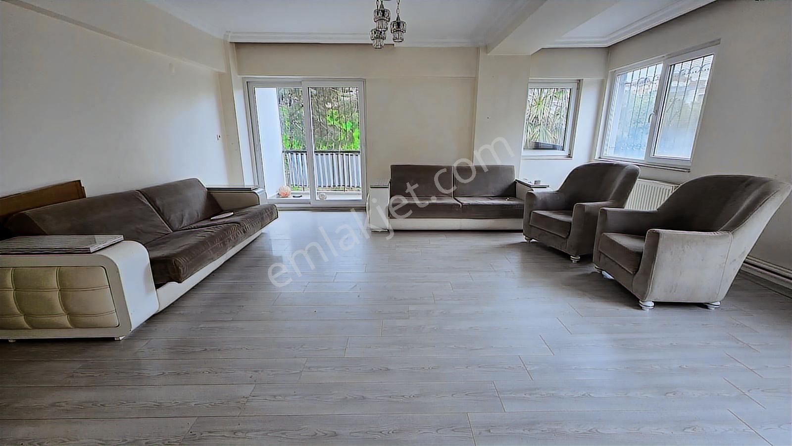 Ordu Caddesi Üzerinde Kiralık Geniş 3+1 Daire - Görsel 10