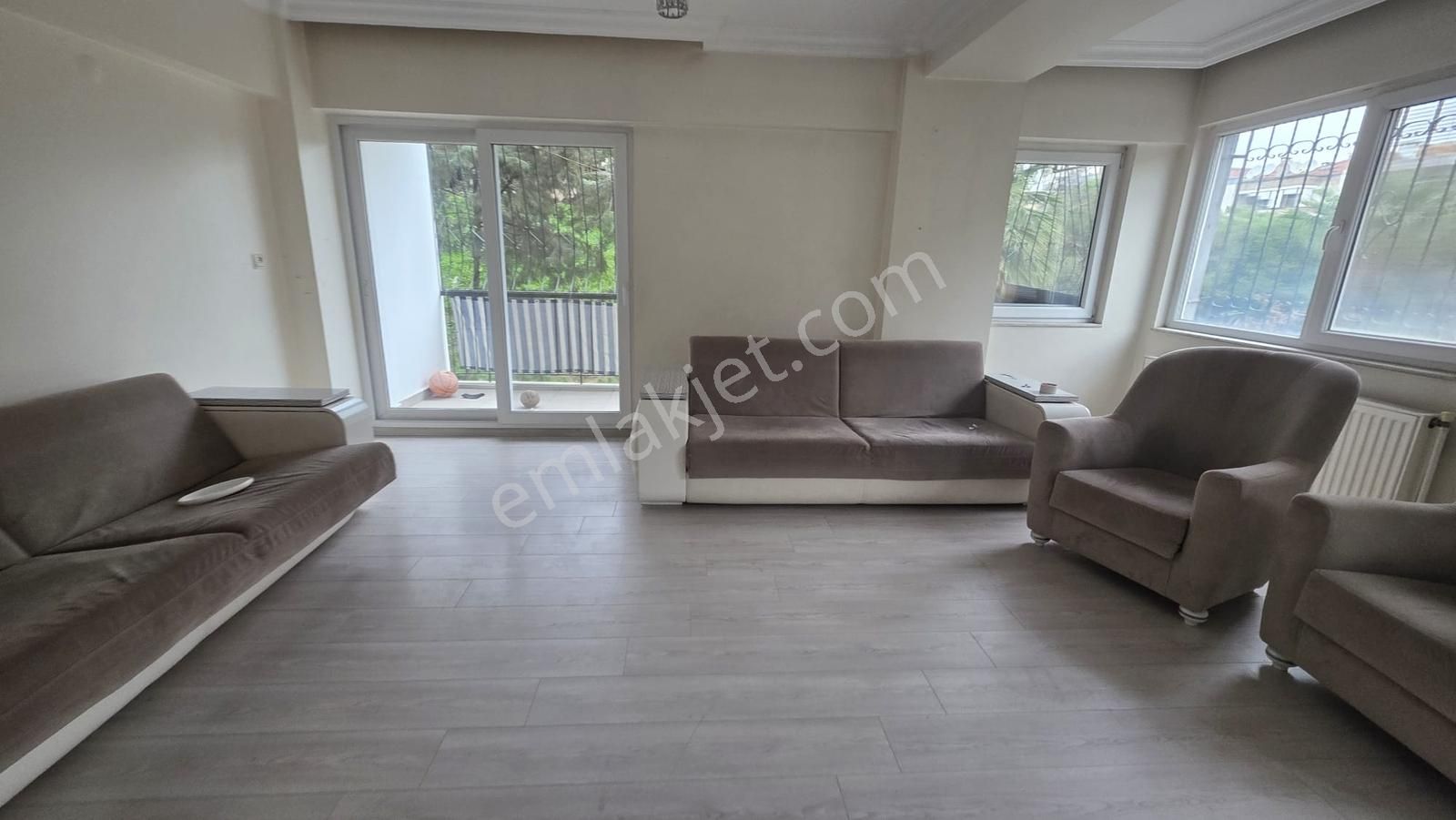 Ordu Caddesi Üzerinde Kiralık Geniş 3+1 Daire - Görsel 9