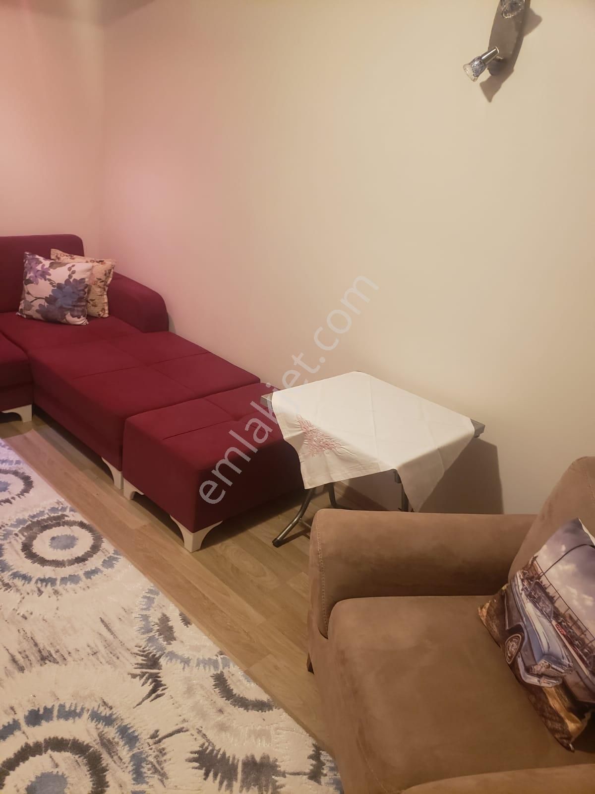 Asyapıdan 1+1 60m2 Aileye-bekara Mobilyalı Kaloriferli - Görsel 3