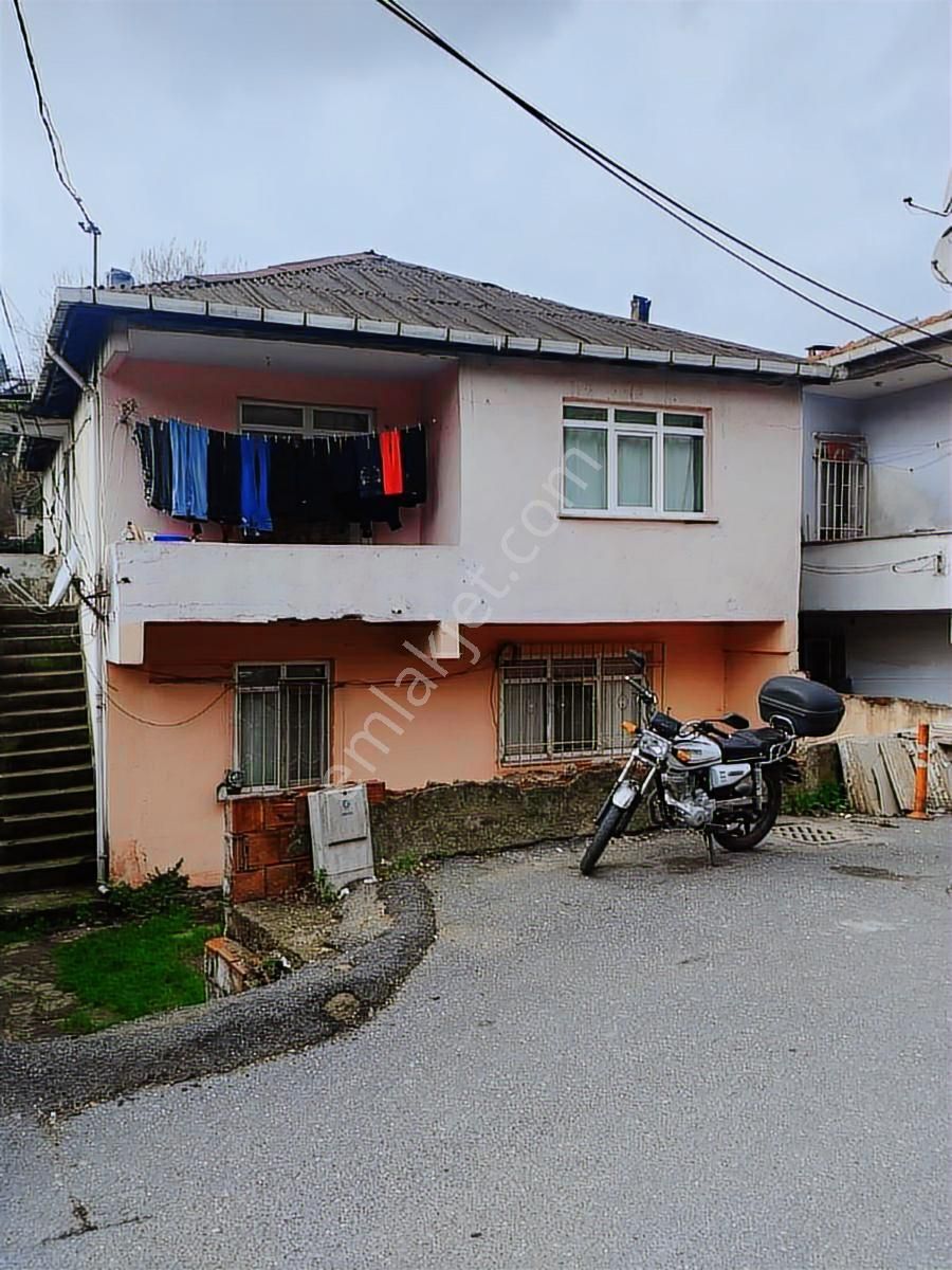 Üsk/yavuztürk Mahallesi Satılık 1+1 Daire