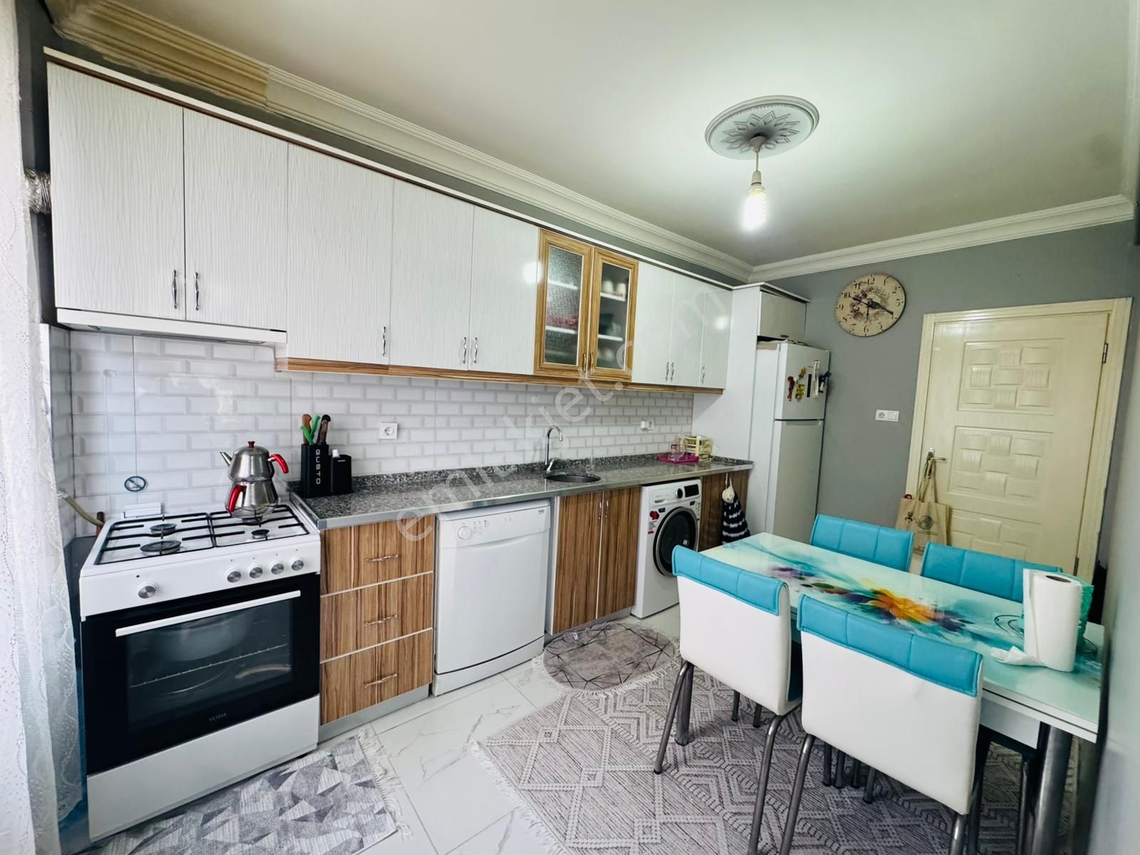 Merpa İnşaat'tan__yıldıırım Beyazıt Mah'de/ Acil Satılık/iskanlı/ 140m²/ 3+1 Daire