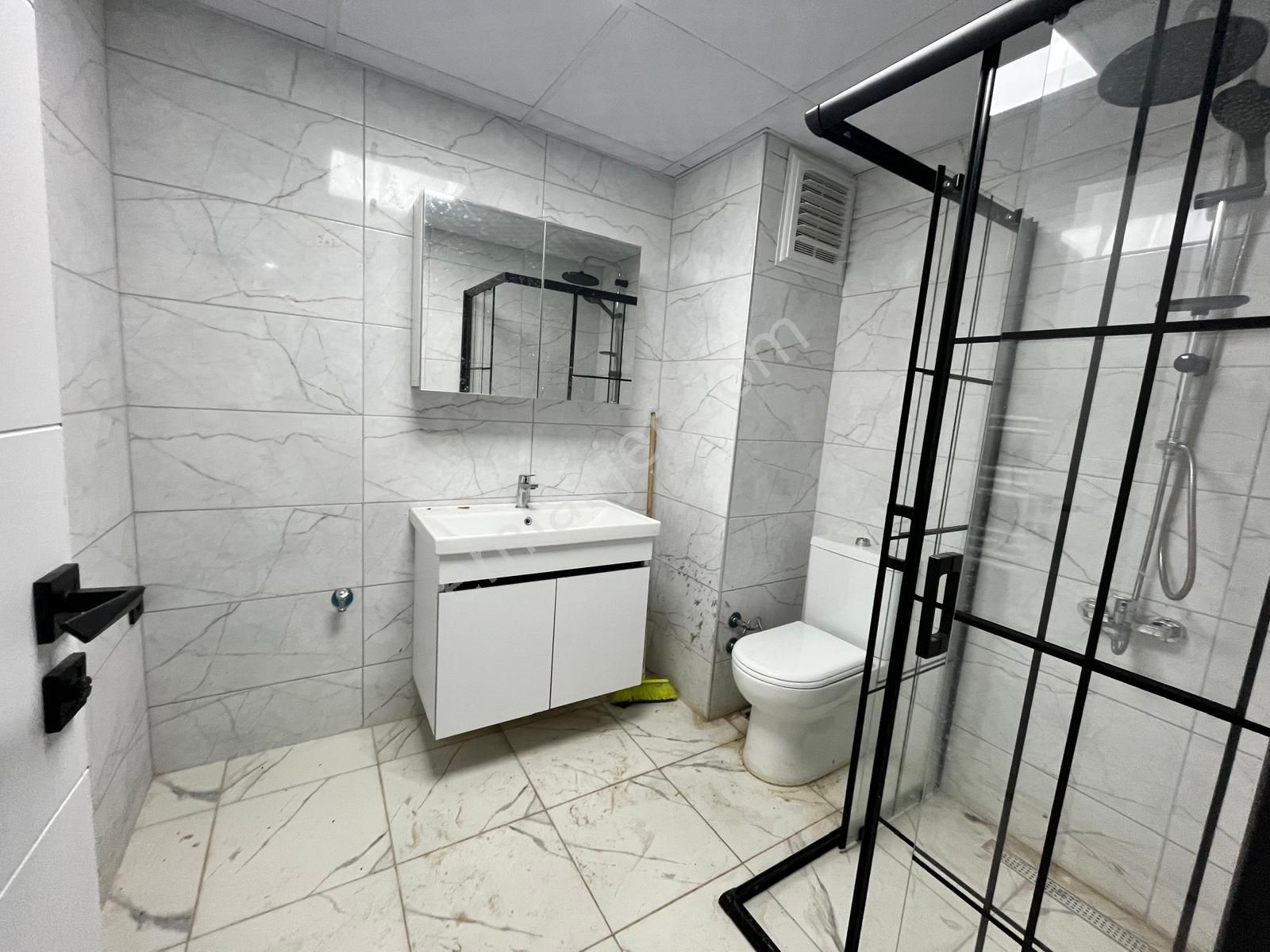 Hatip Mahallesi'nde Sıfır Lüks 2+1 Kiralık Daire - Görsel 2