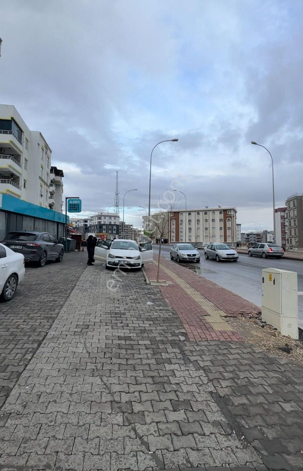 Akev Gayrimenkul'den Batıkent'de Cadde Üstü 3+1 Daire - Görsel 29