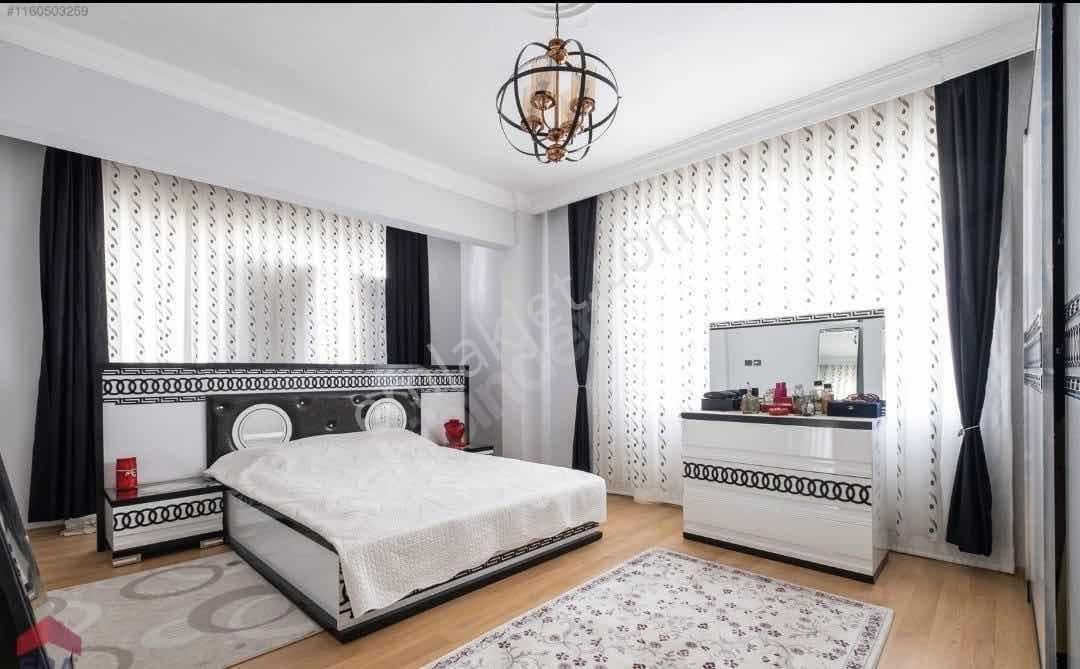 Örnek Mh 160m² 3+1 Yenilenmiş Teraslı 3. Kat Satılık Daire - Görsel 12