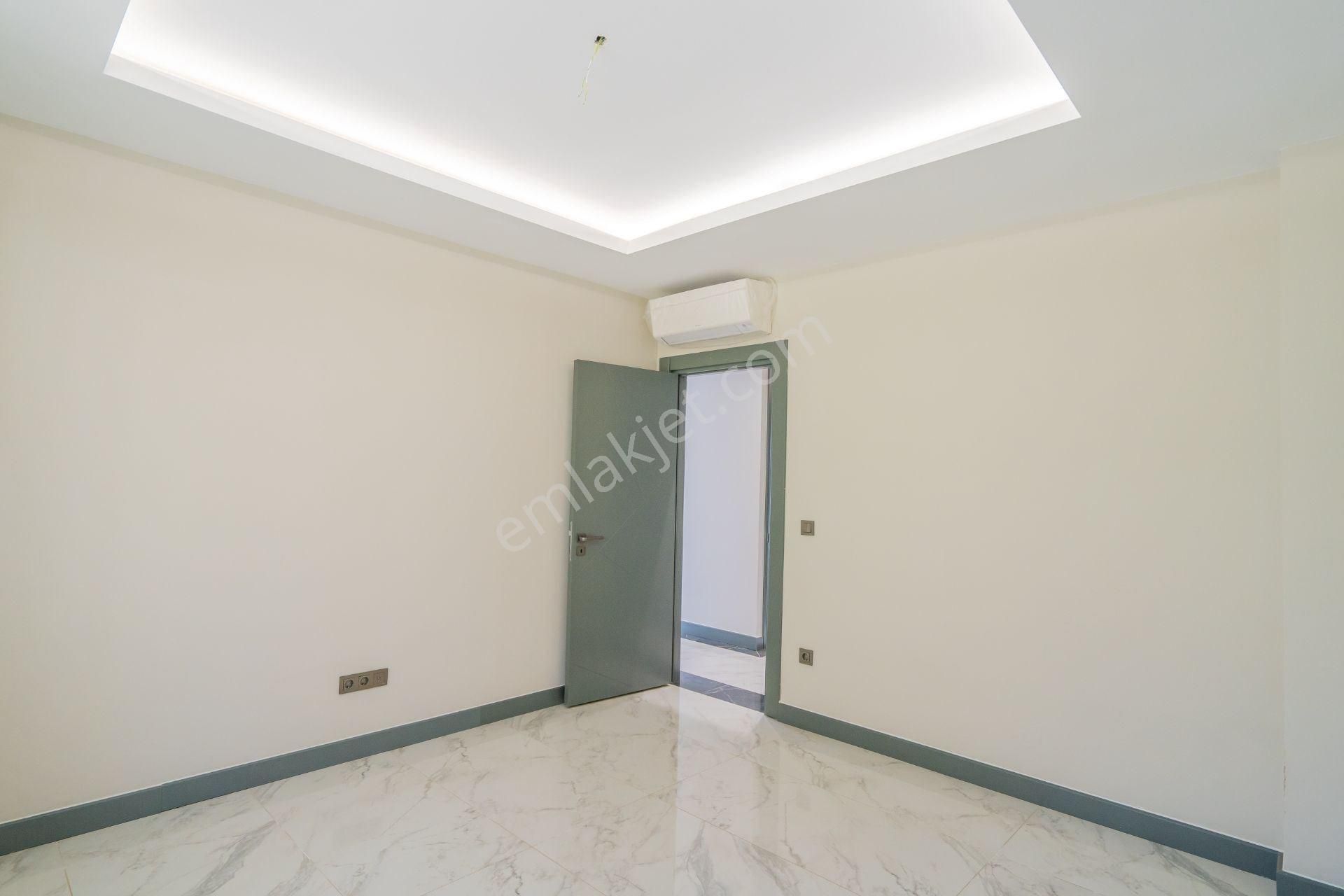 Alanya Tepe’de Deniz & Doğa Manzaralı 4+1 Bahçe Dubleks - Görsel 13