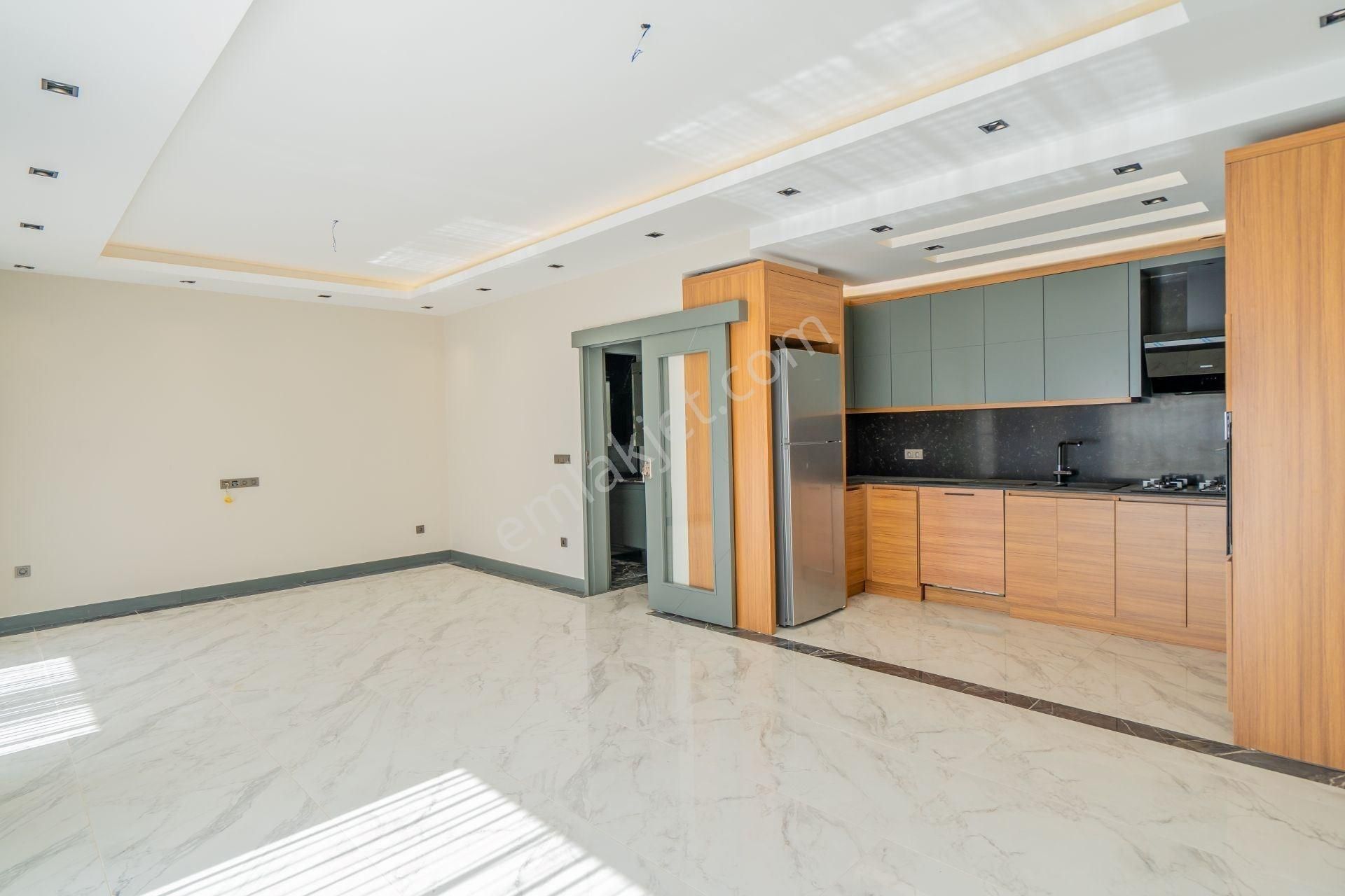 Alanya Tepe’de Deniz & Doğa Manzaralı 4+1 Bahçe Dubleks - Görsel 6