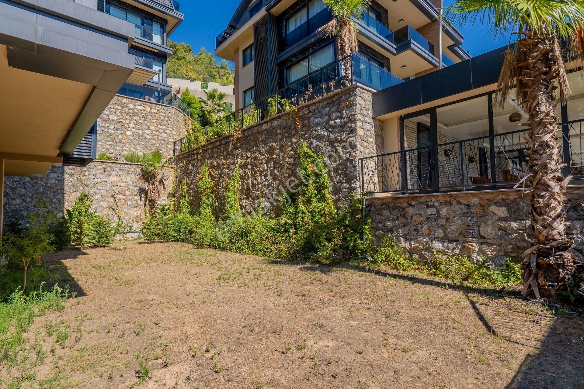 Alanya Tepe’de Deniz & Doğa Manzaralı 4+1 Bahçe Dubleks - Görsel 4