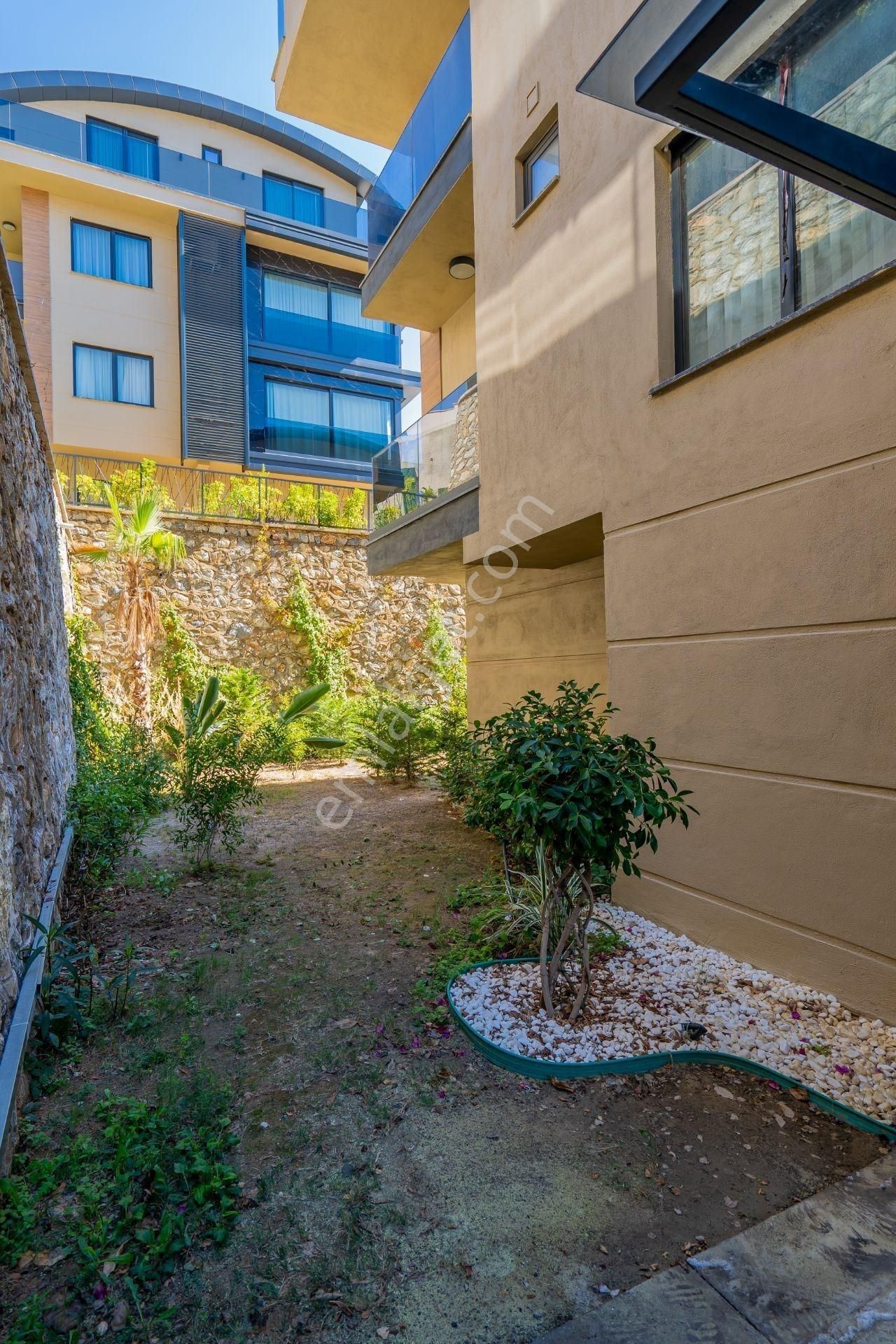 Alanya Tepe’de Deniz & Doğa Manzaralı 4+1 Bahçe Dubleks - Görsel 5