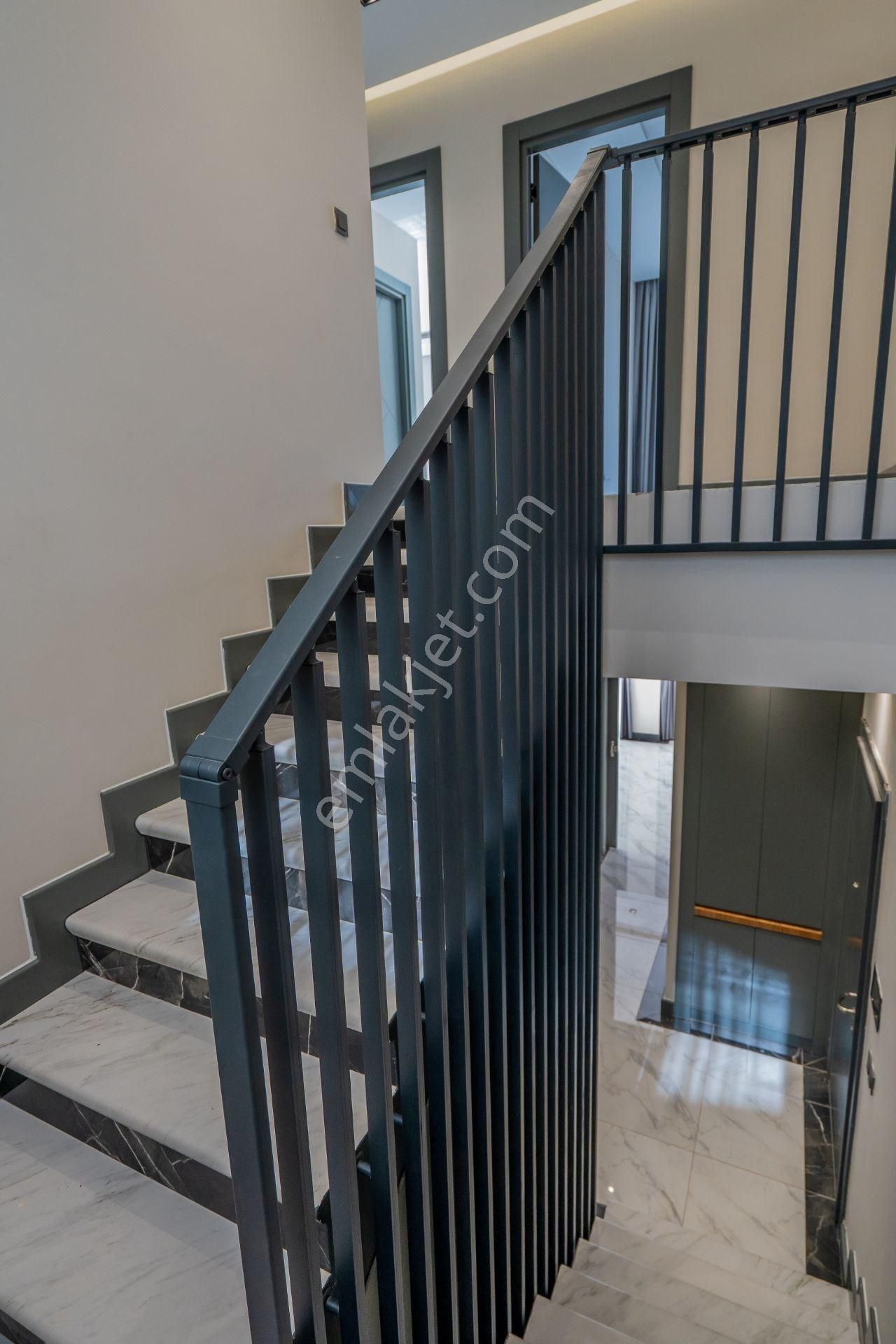 Alanya Tepe’de Deniz & Doğa Manzaralı 4+1 Bahçe Dubleks - Görsel 19