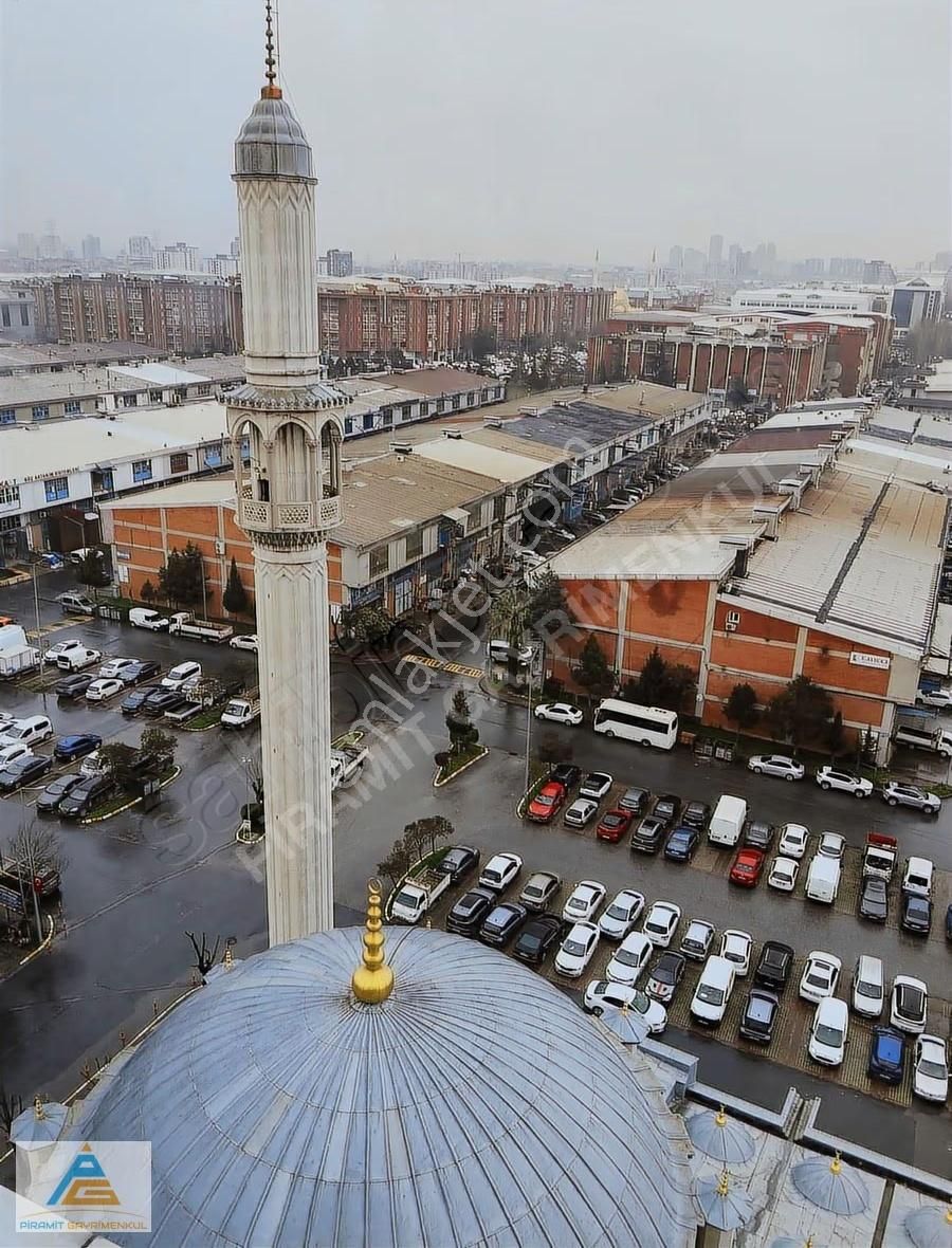 Metro34'te Kiralık Büyük Tip İçi Yapılı Ofis - Görsel 14