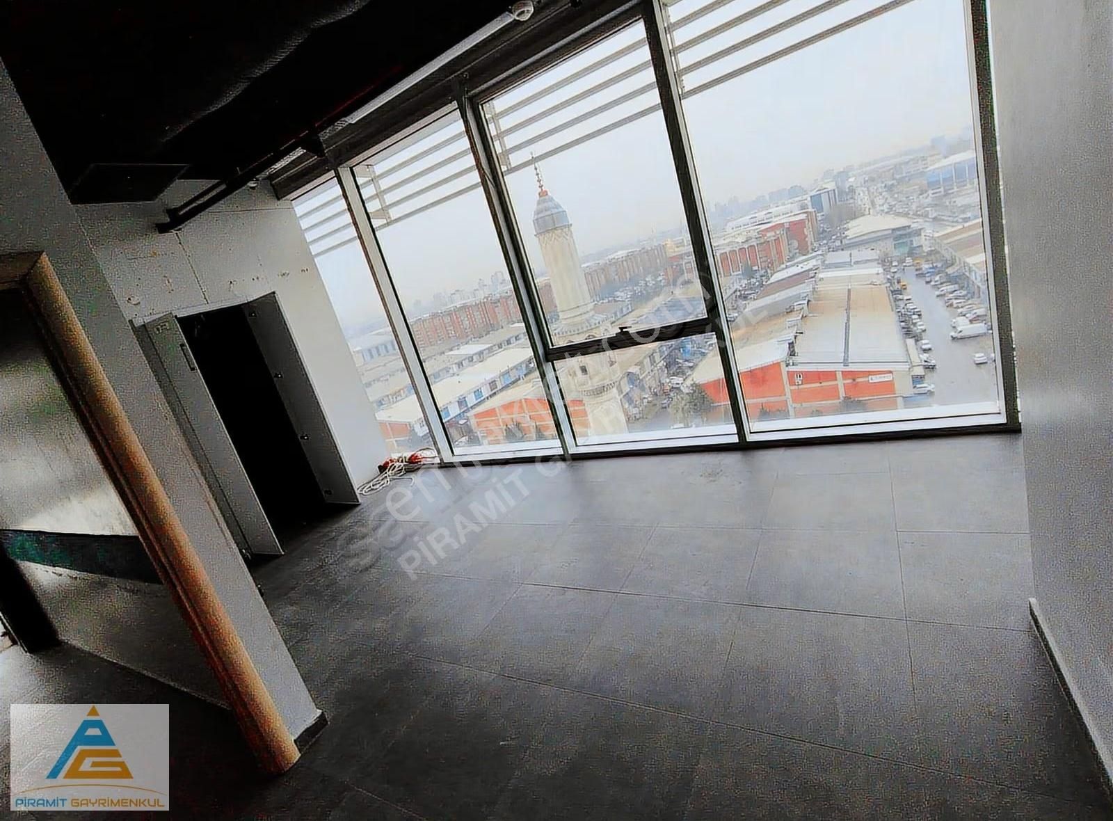 Metro34'te Kiralık Büyük Tip İçi Yapılı Ofis - Görsel 9