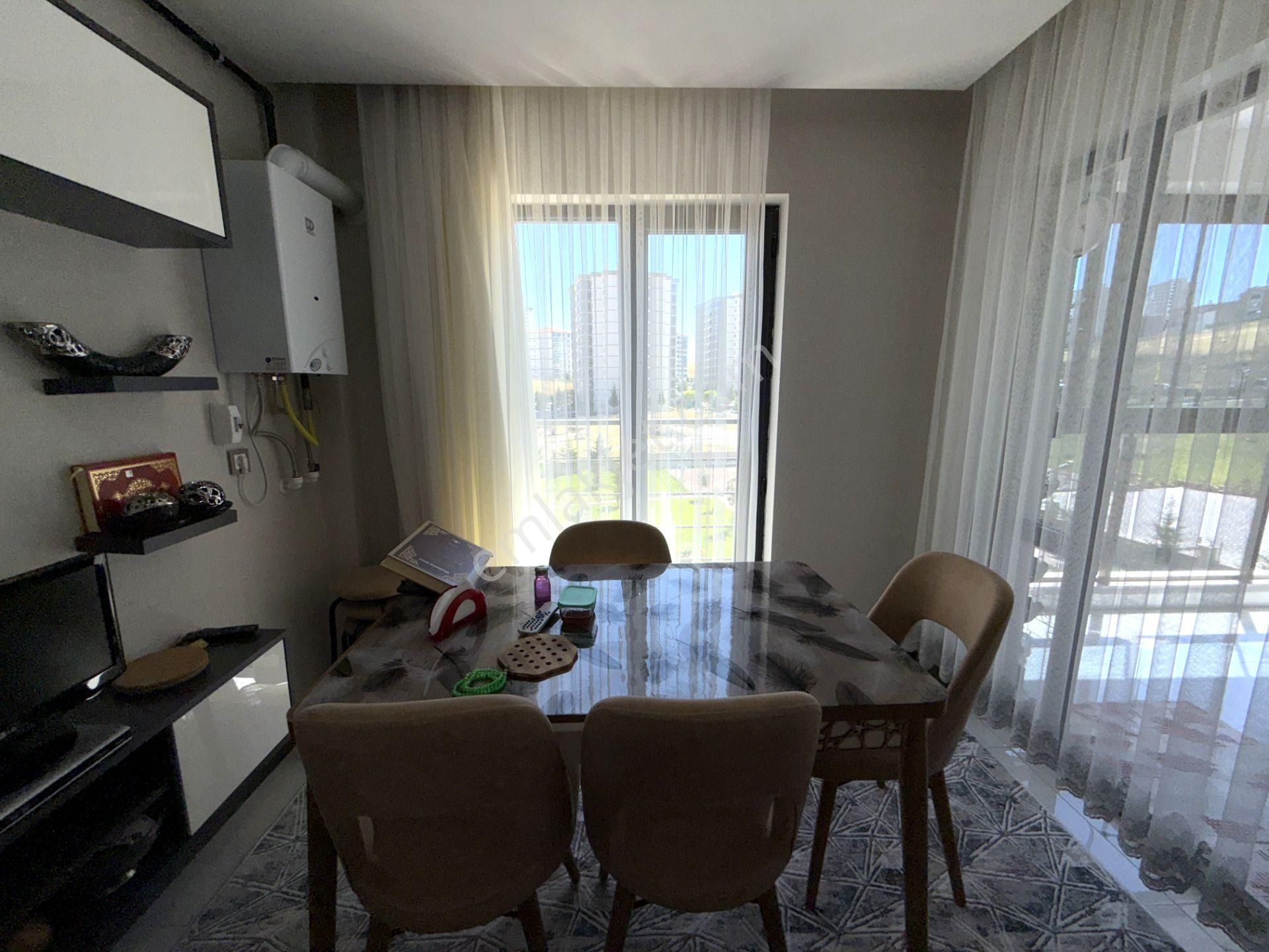 Kalecik Emlak'tan Teras Balkonlu Giyinme O.asansörlü 4+1 190m² Daire - Görsel 2