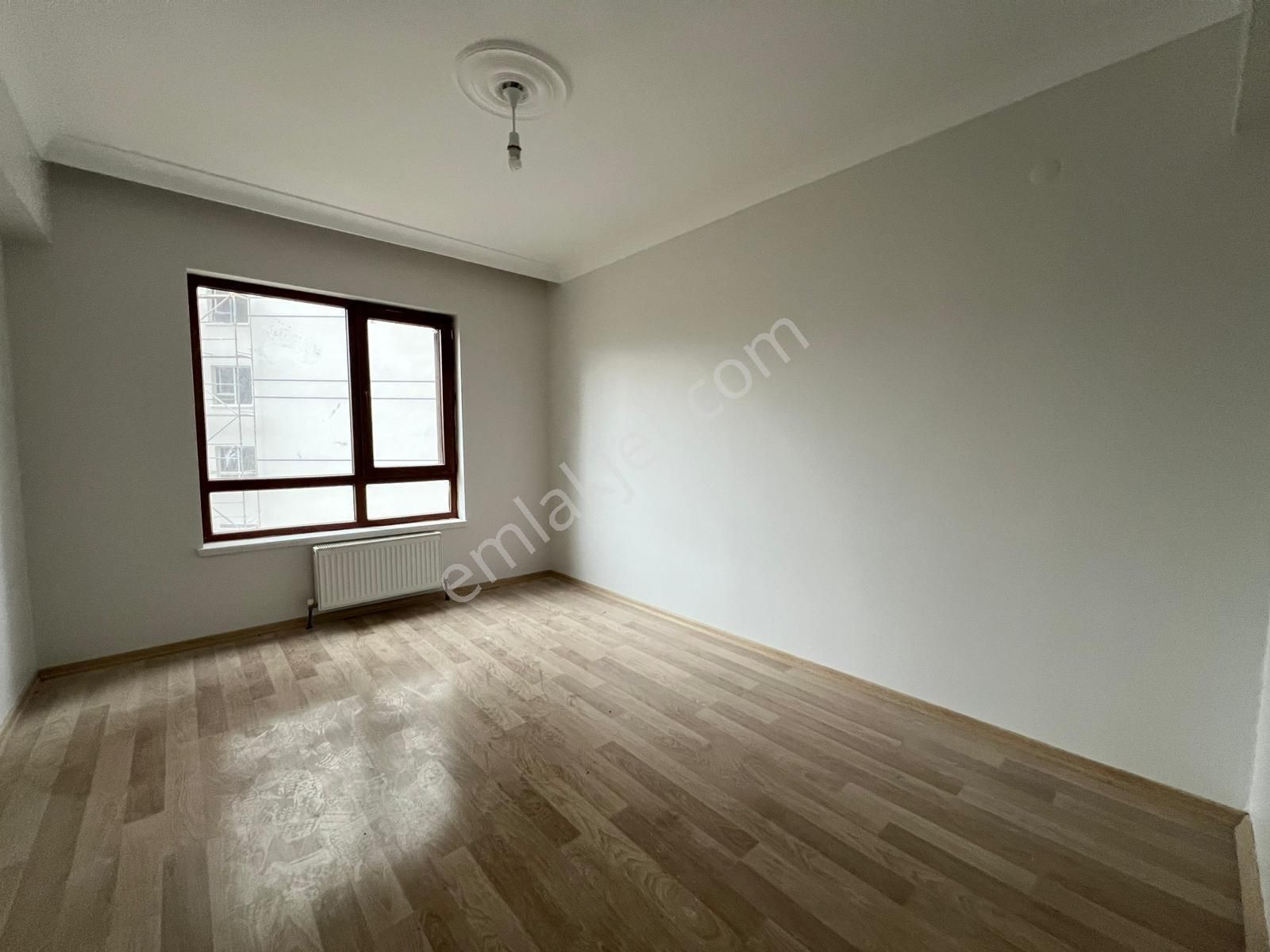 Engin Emlak'tan Pursaklar Saray'da G. Odalı 3+1 Site Dairesi - Görsel 16