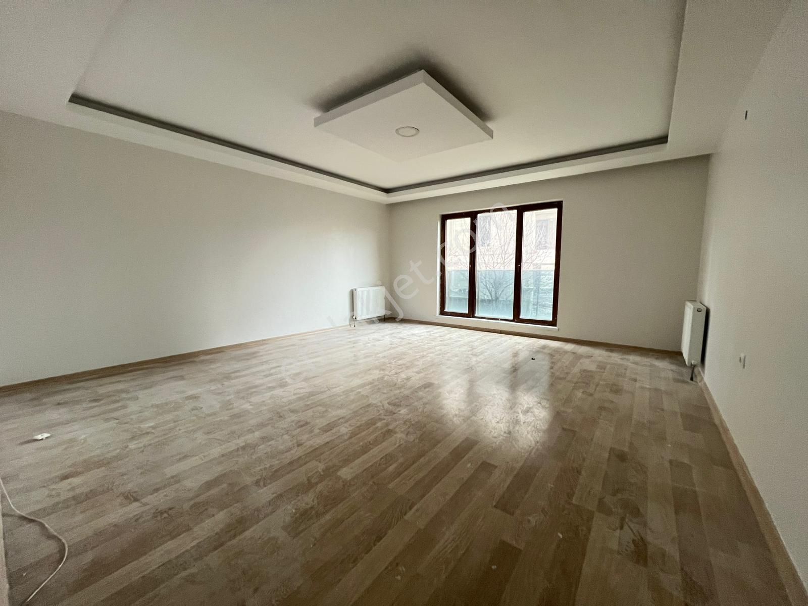 Engin Emlak'tan Pursaklar Saray'da G. Odalı 3+1 Site Dairesi - Görsel 6