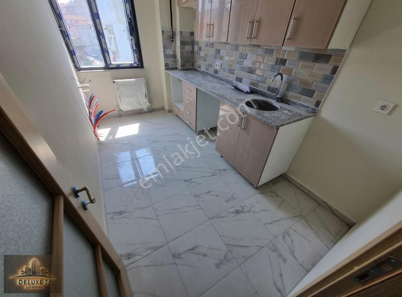 Deluxe 26 ' Dan Yeni Binada Asansörlü Balkonlu 3+1 130 M2 Daire - Görsel 15