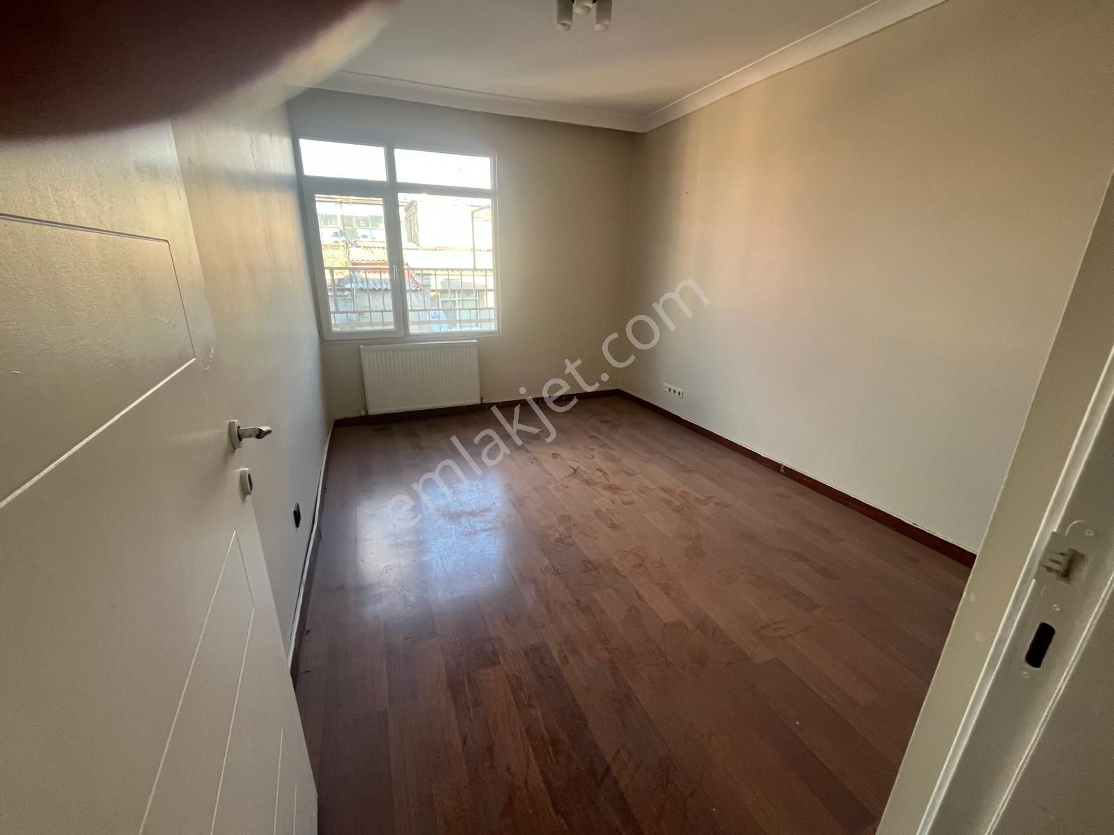 Meşrutiyet Caddesinde 3+1 Kiralık Ofis - Görsel 9