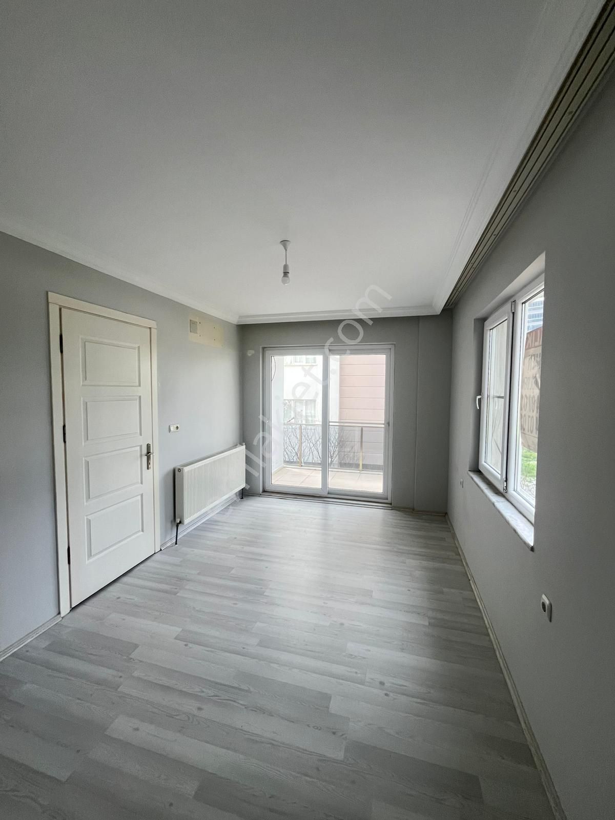 Zafer Mahallesin De 2+1 Doğalgazlı Ve Ebeveyn Banyolu Kiralık Daire ! ! ! - Görsel 8