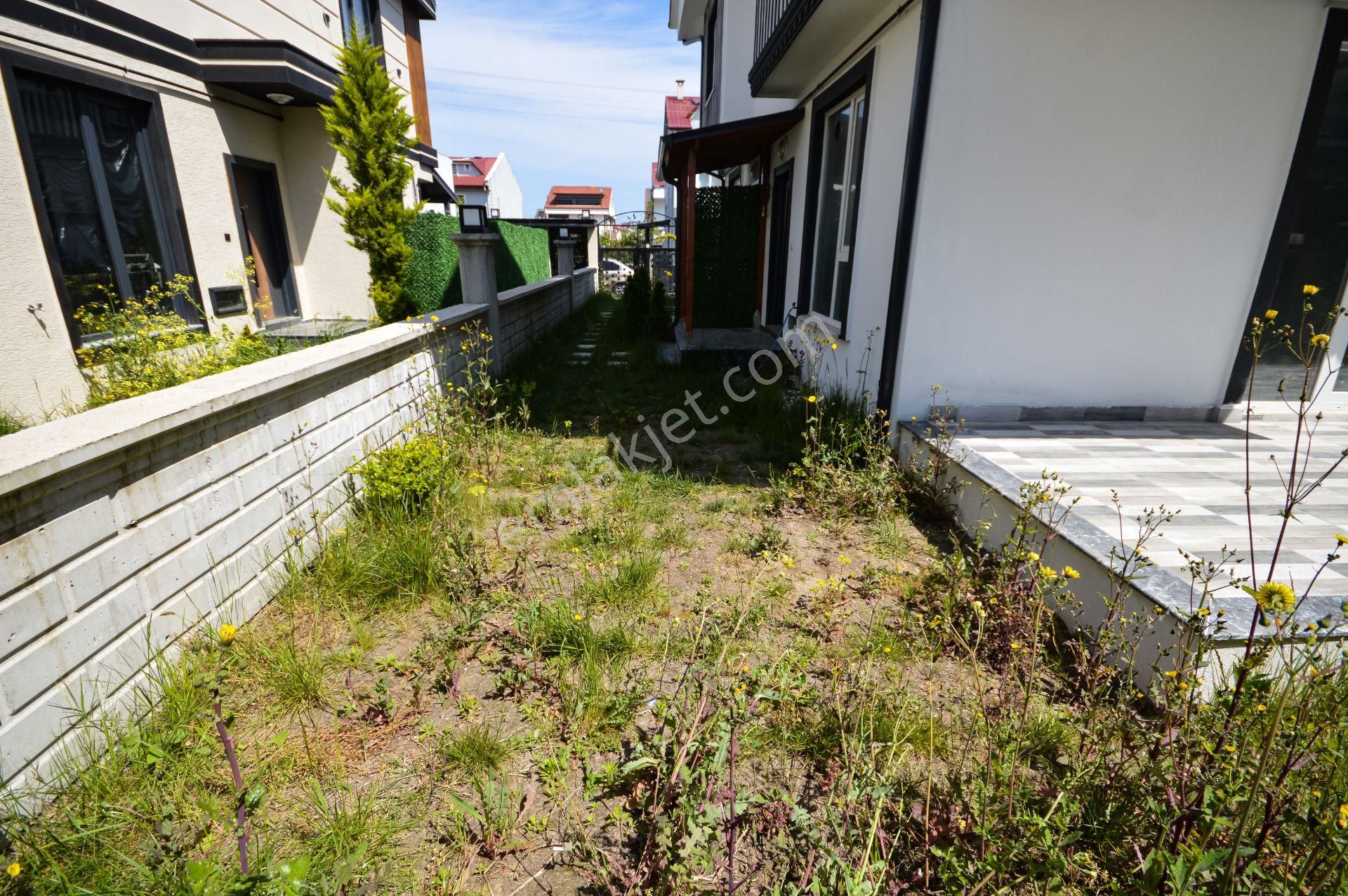 Sakarya Kocaali'de Bahçeli Modern Tasarımlı 3+1 Villa - Görsel 30