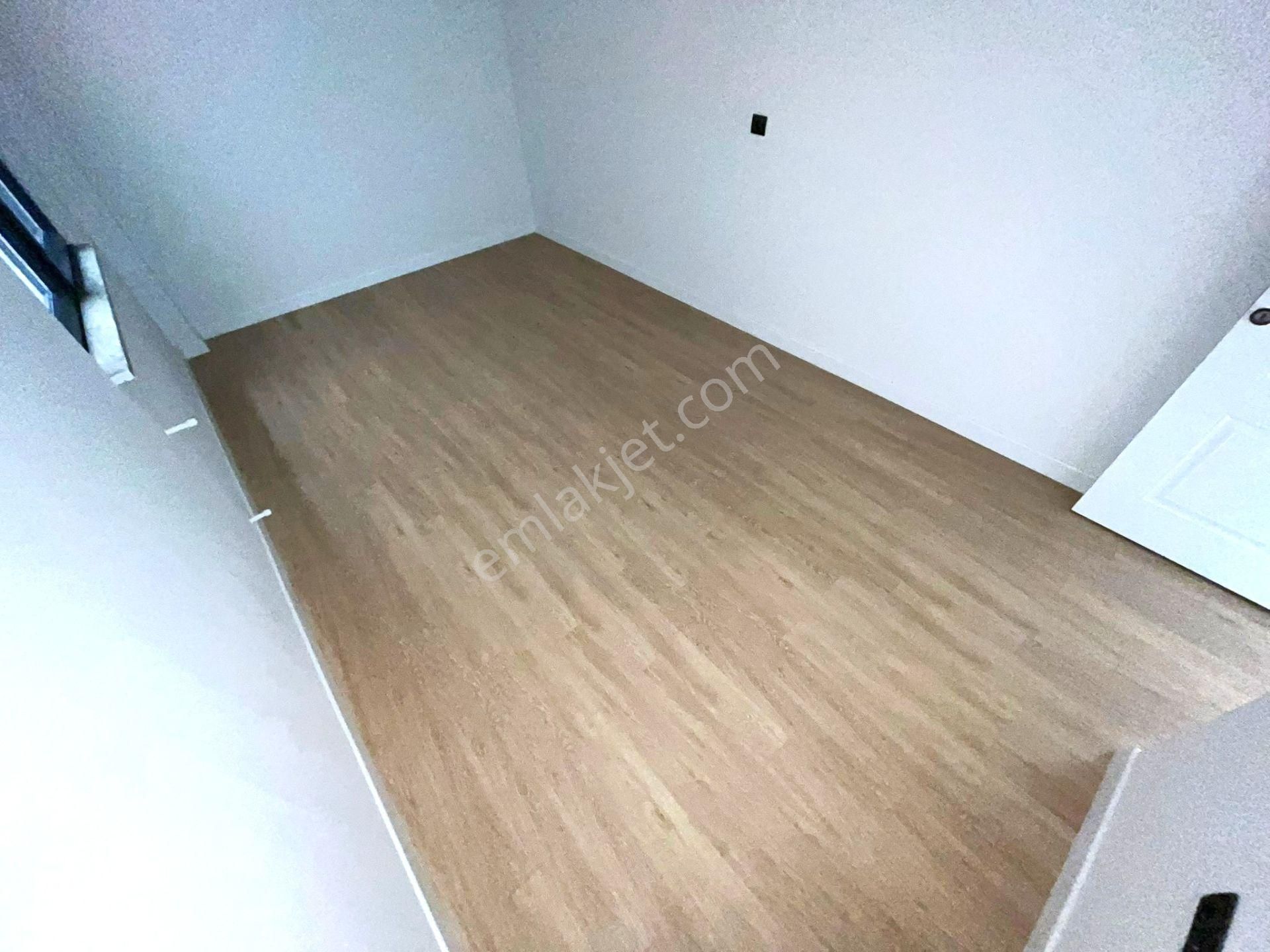 Edremit Zeytinli'de Aygül'den Sıfır Müstakil Tadında Açık Mutfaklı Geniş Balkonlu 2+1 Satılık Daire - Görsel 16