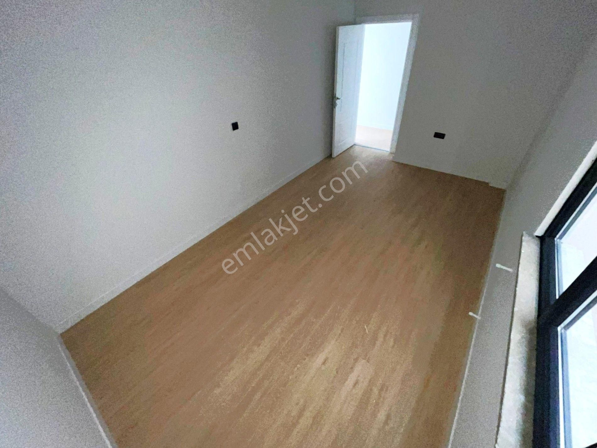 Edremit Zeytinli'de Aygül'den Sıfır Müstakil Tadında Açık Mutfaklı Geniş Balkonlu 2+1 Satılık Daire - Görsel 12