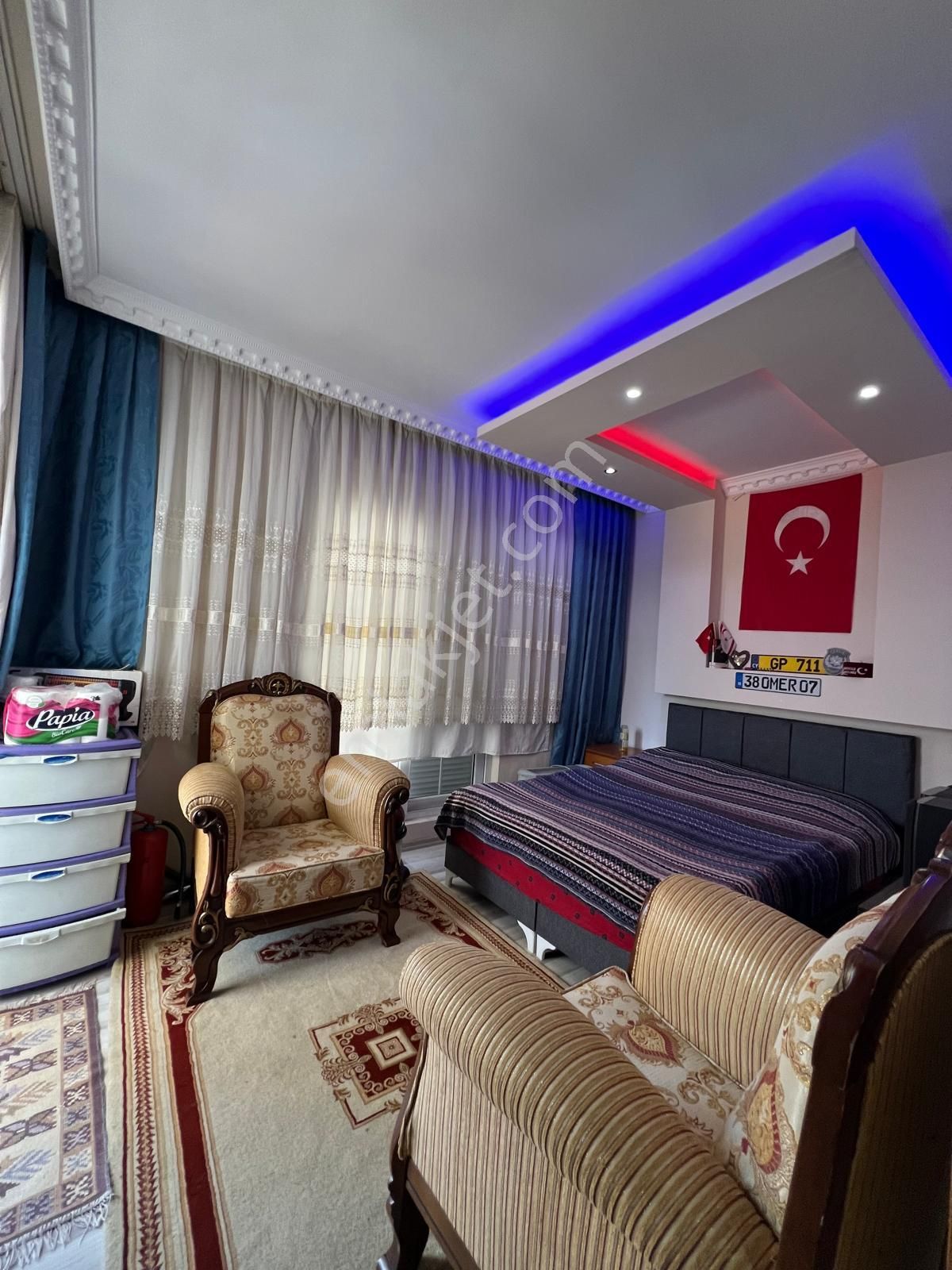 Tramvayın Dibi Diş Hastanesi Karşısında Arakatta 3+1 Kocaman - Görsel 10