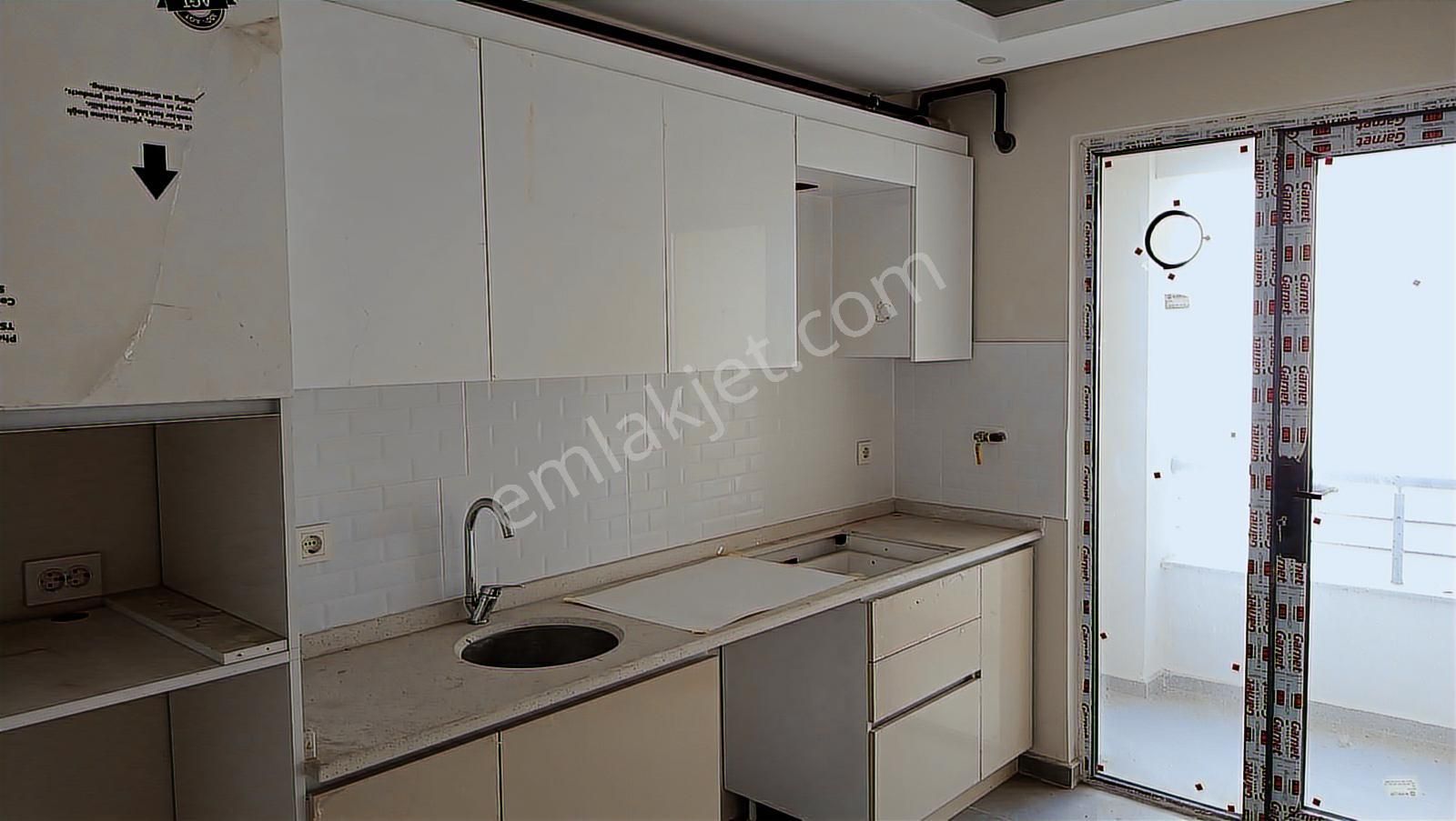 İhlas Durağı Yakını Yeni Binada Kiralık 2+1 100 M2 Daire
