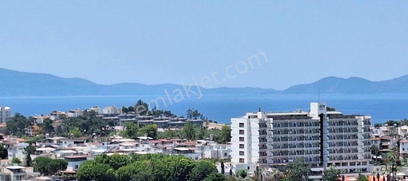 Kuşadası Özboğaziçi Sitesinde 4+1 Tripleks Deniz Manzaralı - Görsel 24