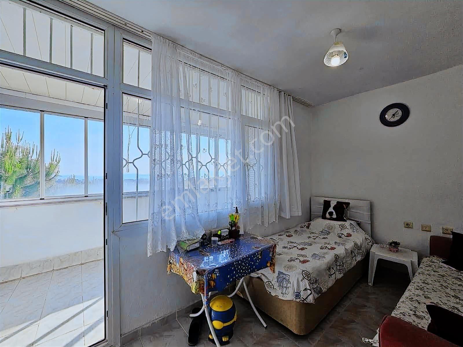 Kuşadası Özboğaziçi Sitesinde 4+1 Tripleks Deniz Manzaralı - Görsel 27