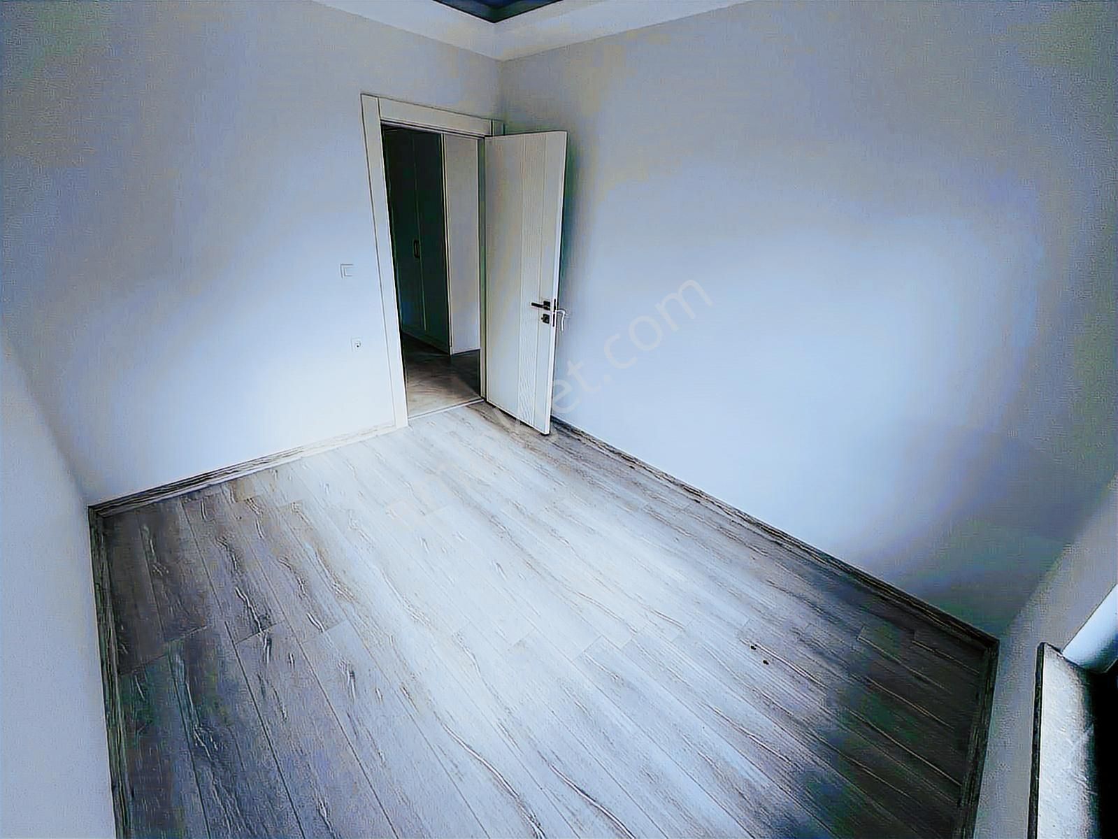 Batıkent'te Yerden Isıtmalı K.otoparklı 1+1 Satılık Daire - Görsel 25