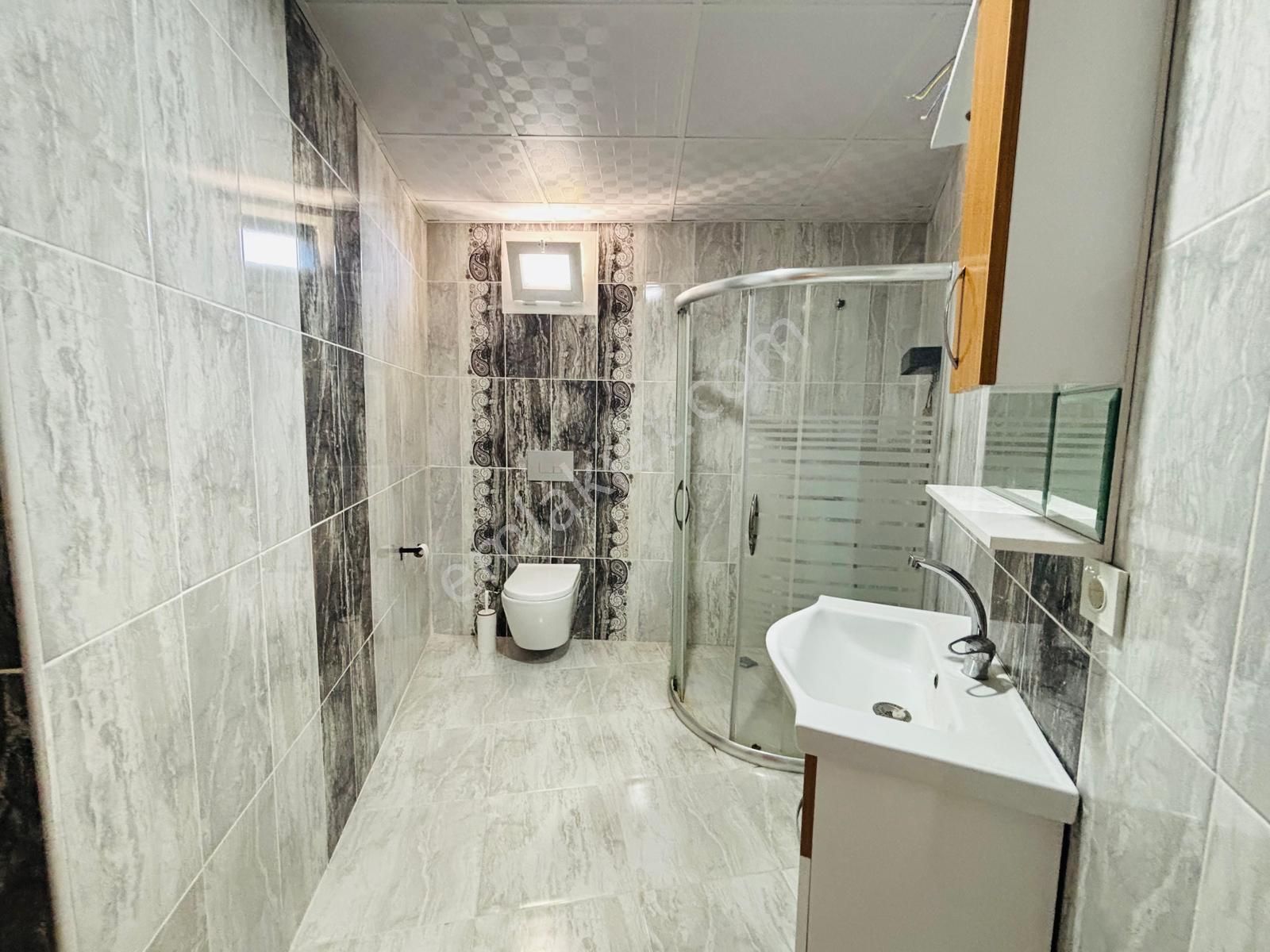 Güven'den Tepe'de Muhteşem Konum'da İskanlı Fırsat 2+1 Daire - Görsel 15