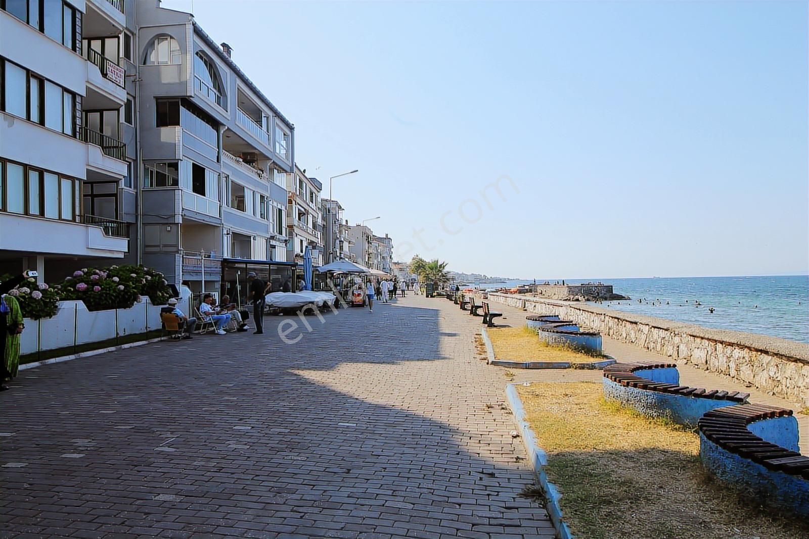 Burgazda Sahile Sıfır Konumda Kiralık 1+1 - Görsel 5