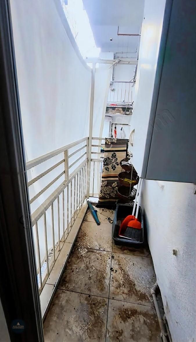 Manisa Şehzadeler Ege Mahallesi 3+1 110 M² Net | Çift Balkon - Görsel 2