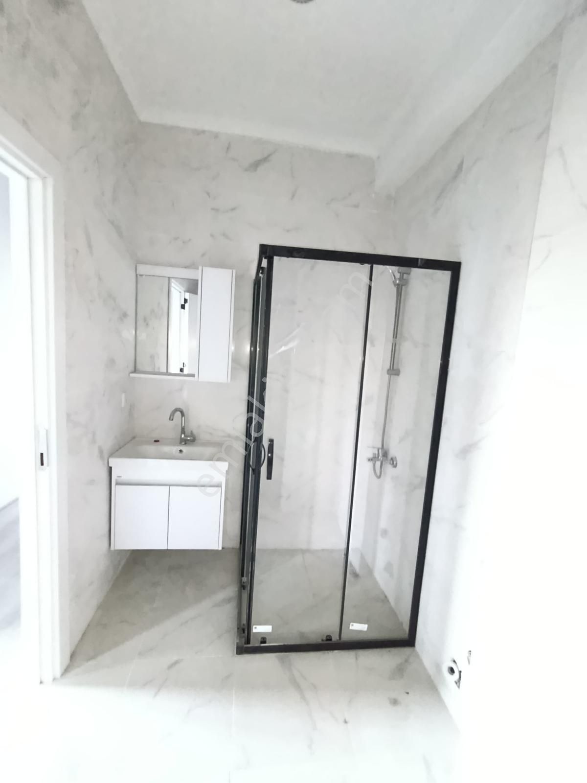 Satılık 2+1 95 M2 Ara Kat Kapalı Otoparklı Safa Mahallesi - Görsel 5