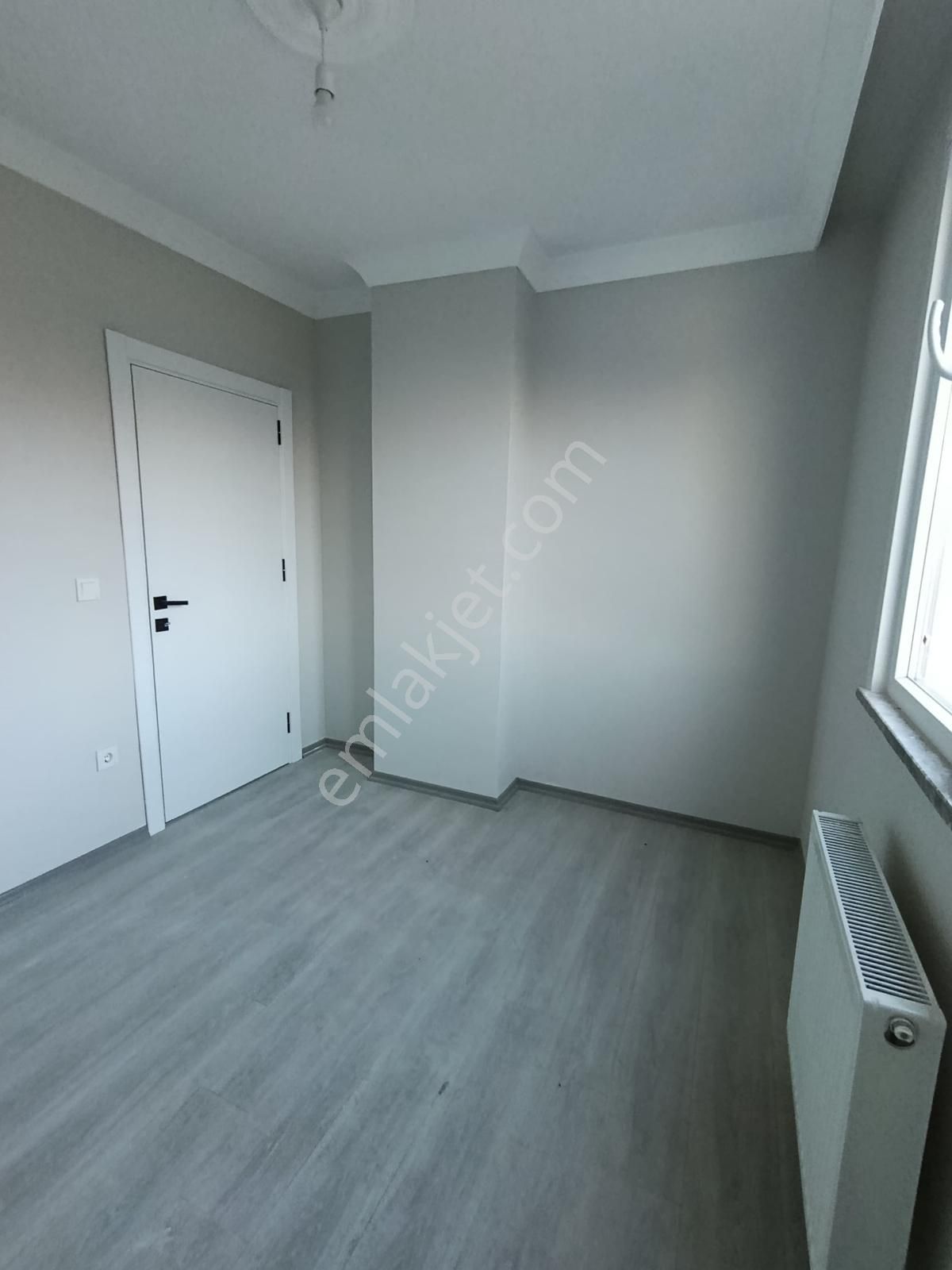 Satılık 2+1 95 M2 Ara Kat Kapalı Otoparklı Safa Mahallesi - Görsel 15