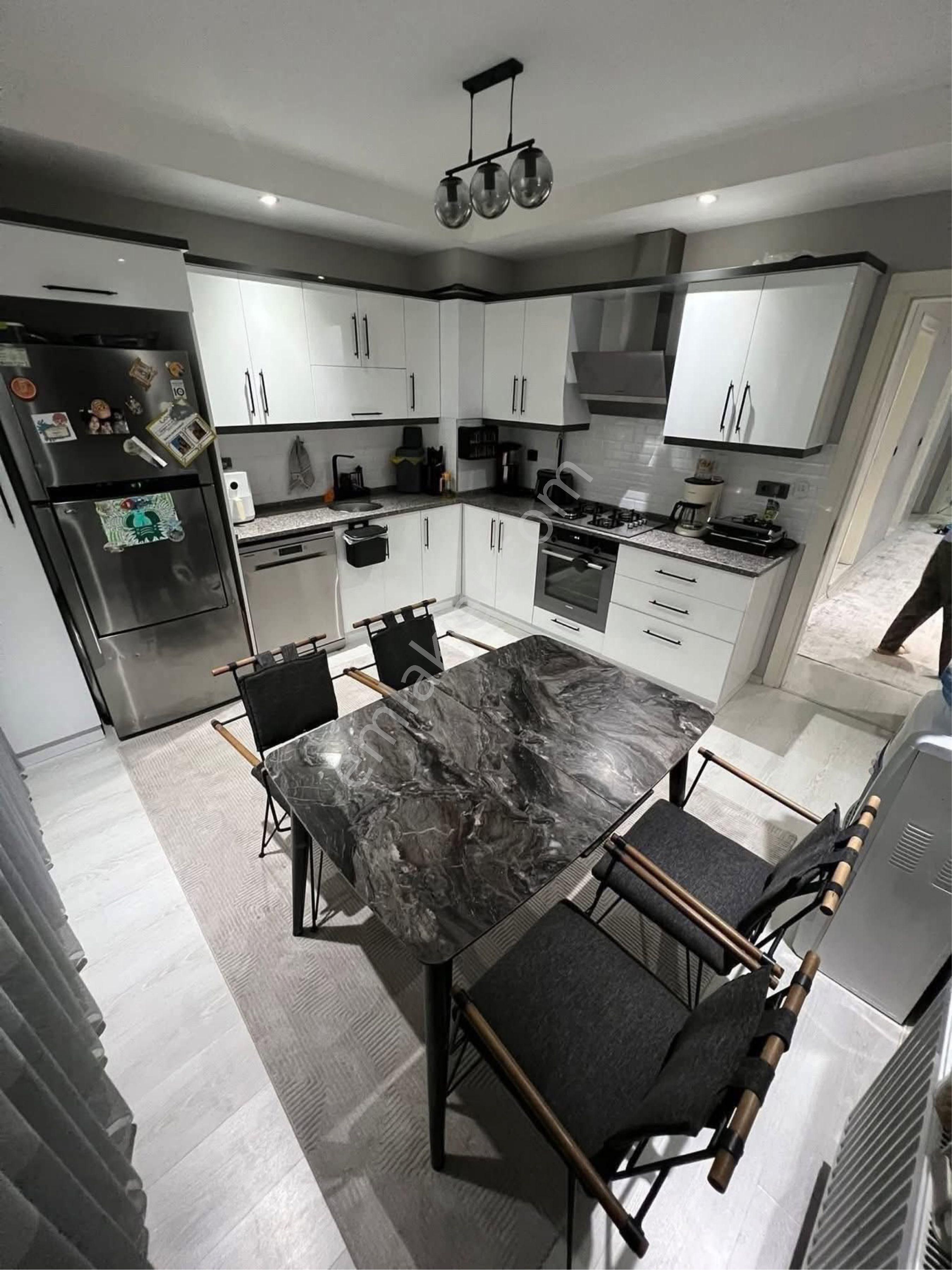 🏡 Aydın / Nazilli / Yeşil Mahalle – Satılık Eşyalı Veya Eşyasız 3+1 Daire (150 M² - Görsel 3