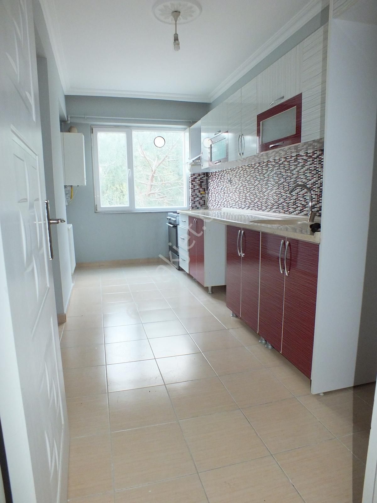 Ankara Caddesi Ebeveyn Banyolu 3+1 Kiralık 130 M2 Kiralık Daire - Görsel 34