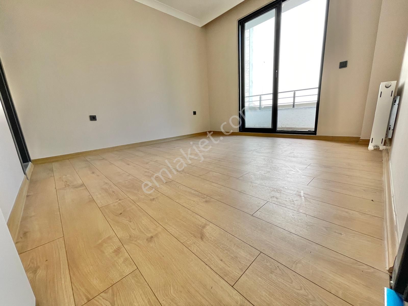 Berkay Demirel'den Altınkumda Denize 650m Ön Cephe 2+1 Daire - Görsel 28