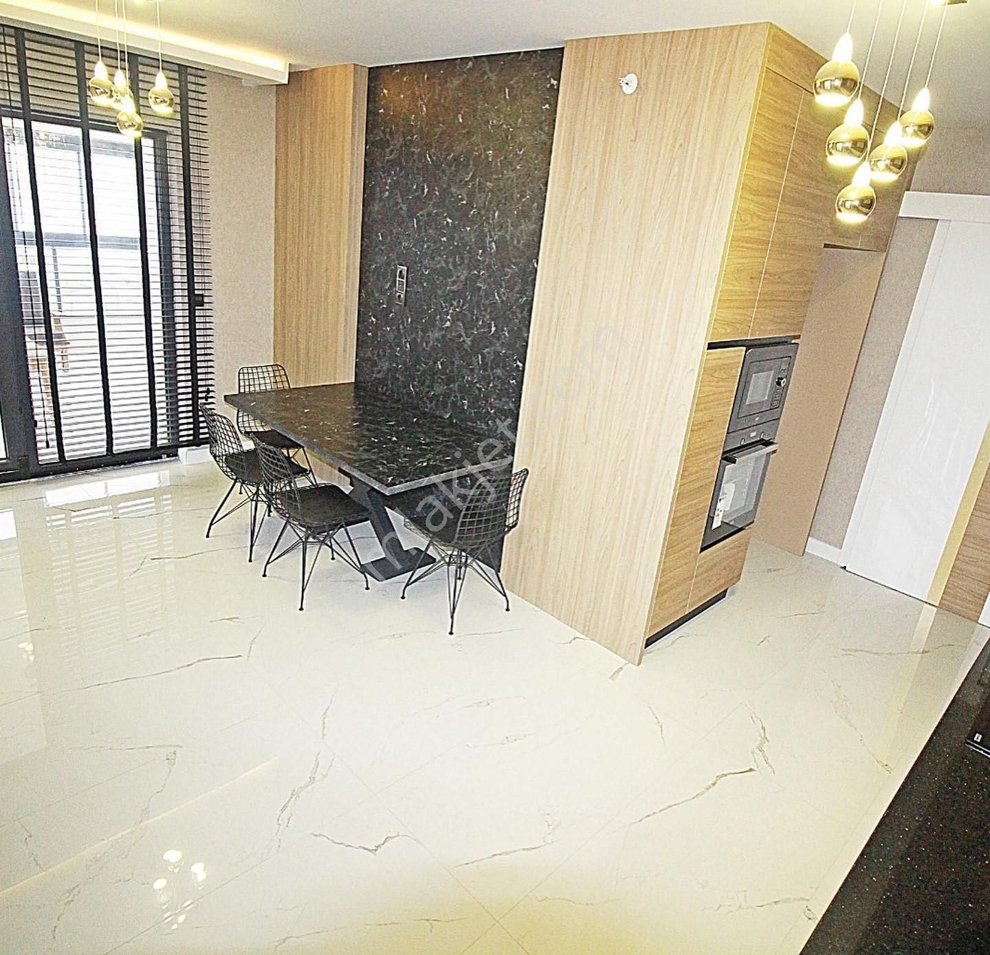 Ovacıkın Zirvesinde: 21. Kat, Full Manzaralı & Teras Balkonlu - Görsel 27