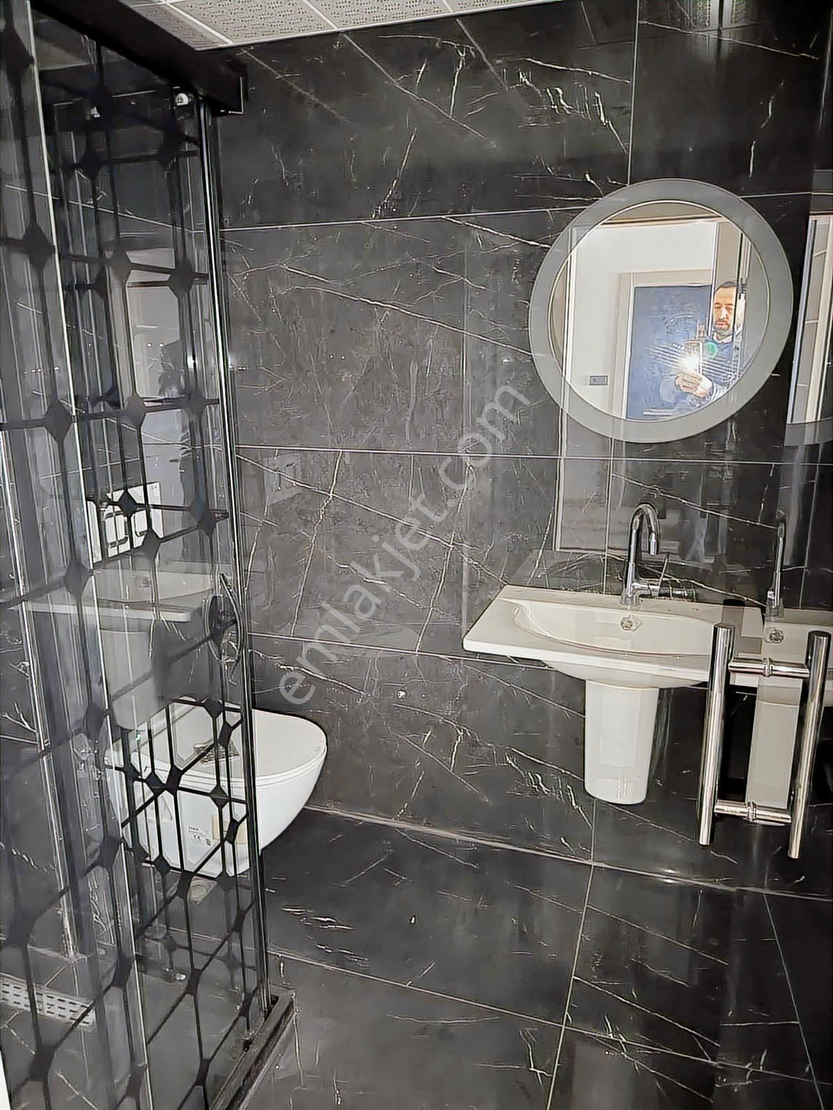 Ovacıkın Zirvesinde: 21. Kat, Full Manzaralı & Teras Balkonlu - Görsel 3